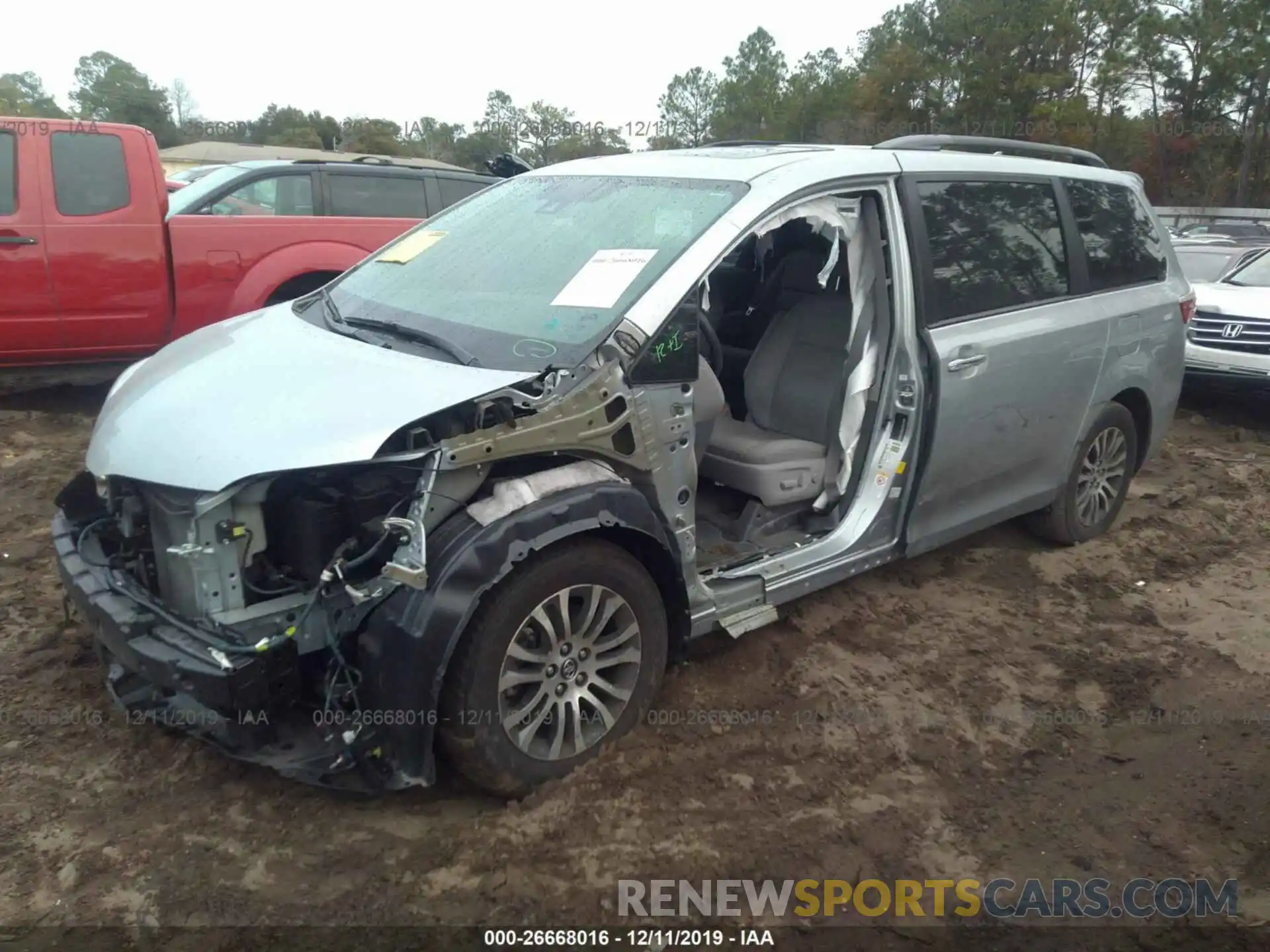 2 Photograph of a damaged car 5TDYZ3DC7KS982074 TOYOTA SIENNA 2019