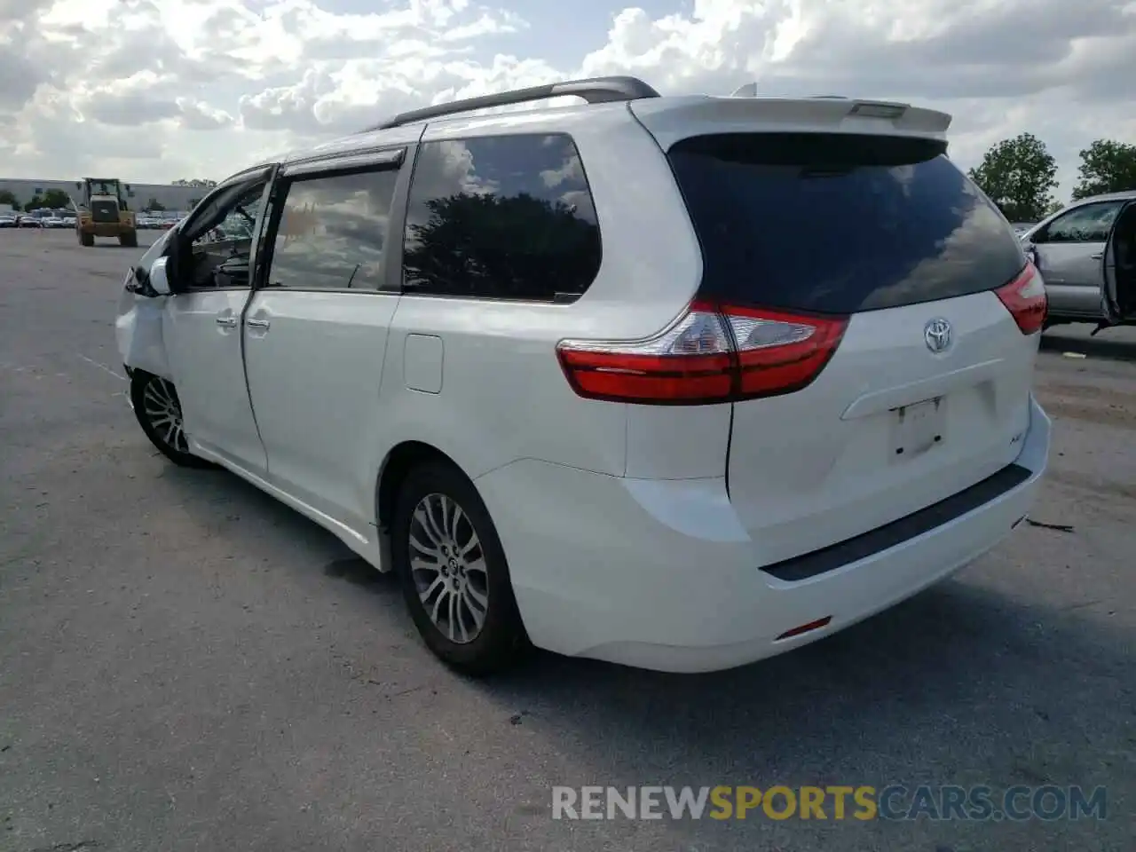 3 Фотография поврежденного автомобиля 5TDYZ3DC7KS983306 TOYOTA SIENNA 2019