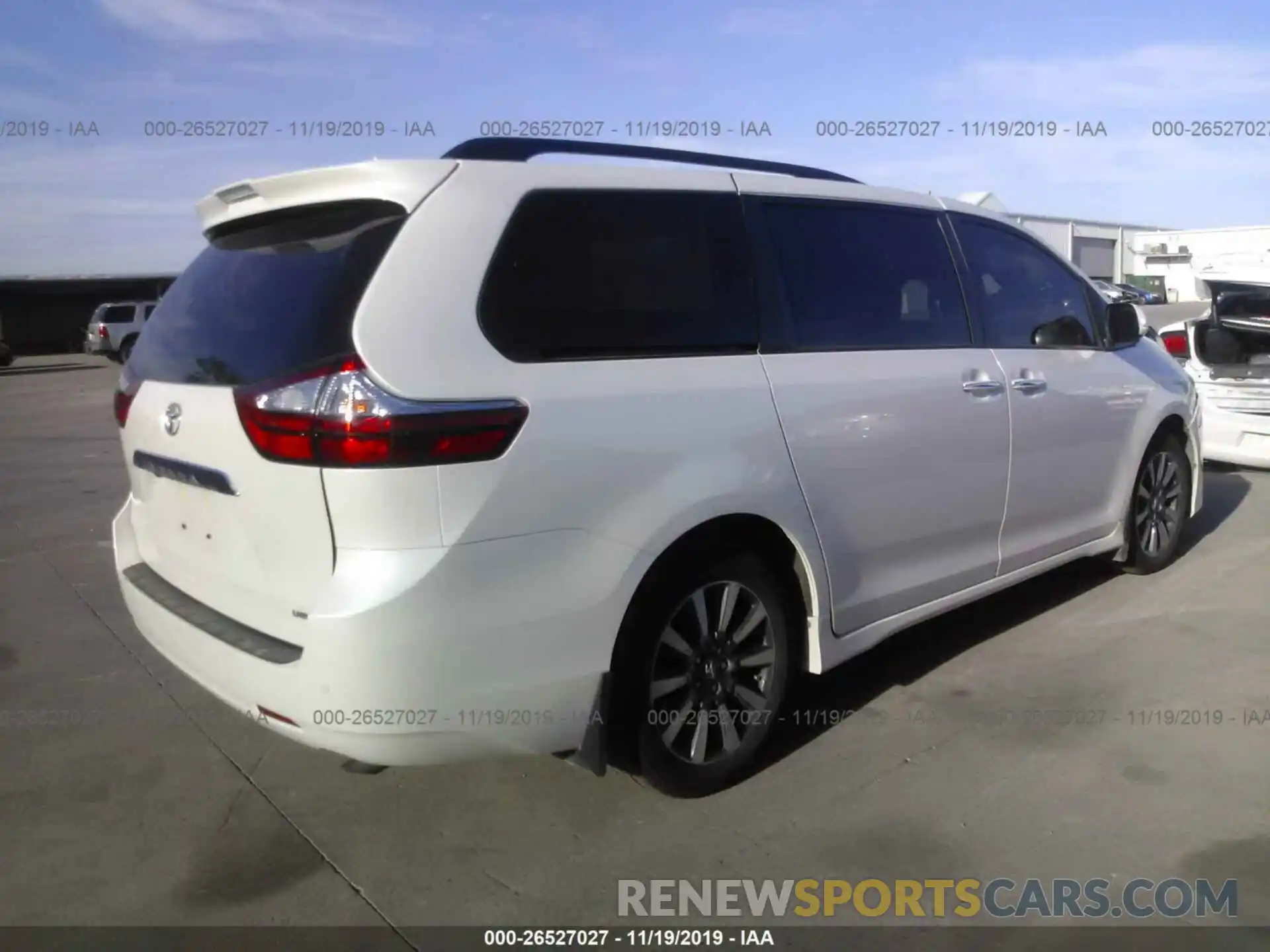 4 Фотография поврежденного автомобиля 5TDYZ3DC7KS984200 TOYOTA SIENNA 2019