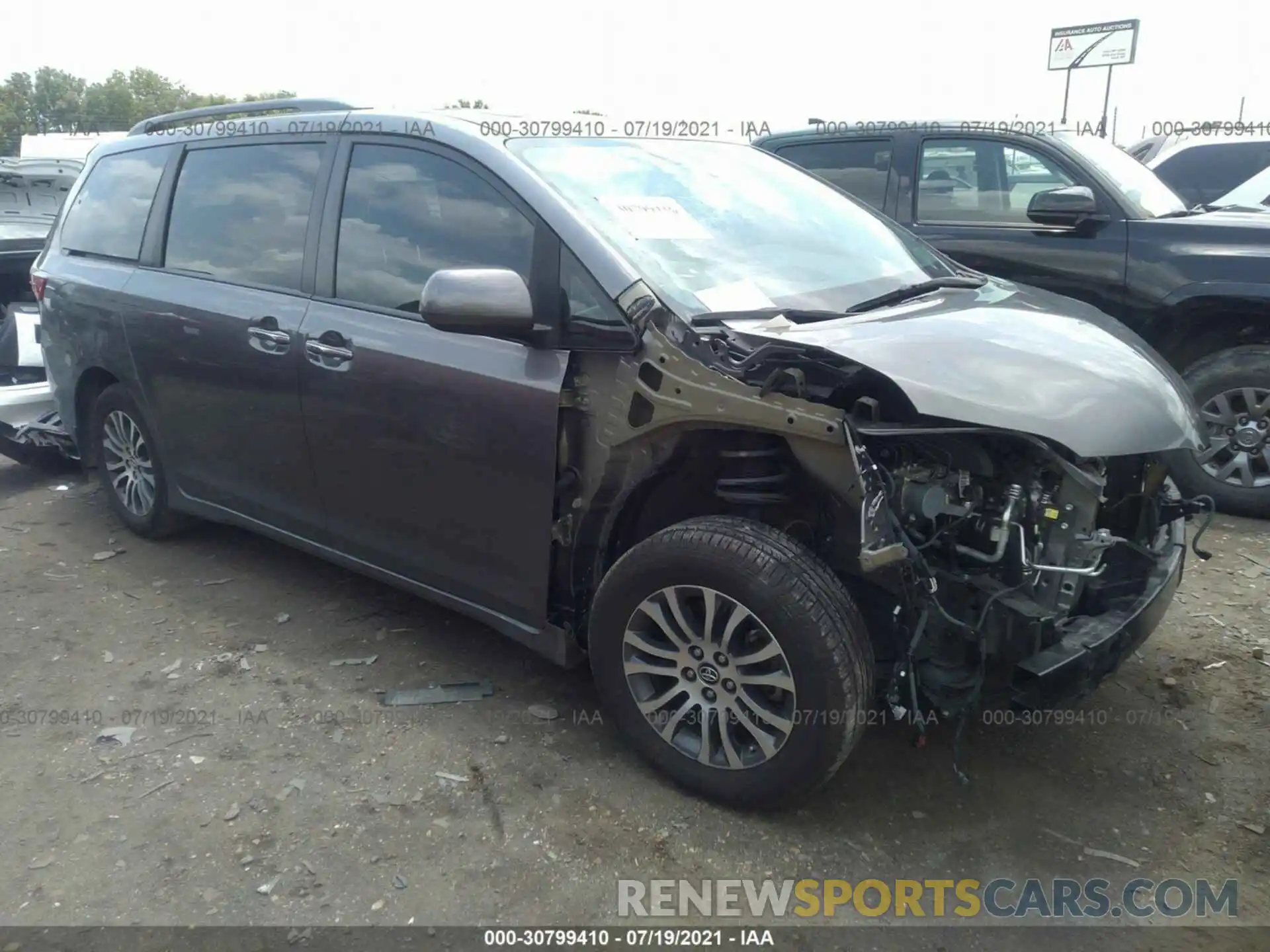 1 Photograph of a damaged car 5TDYZ3DC7KS987078 TOYOTA SIENNA 2019