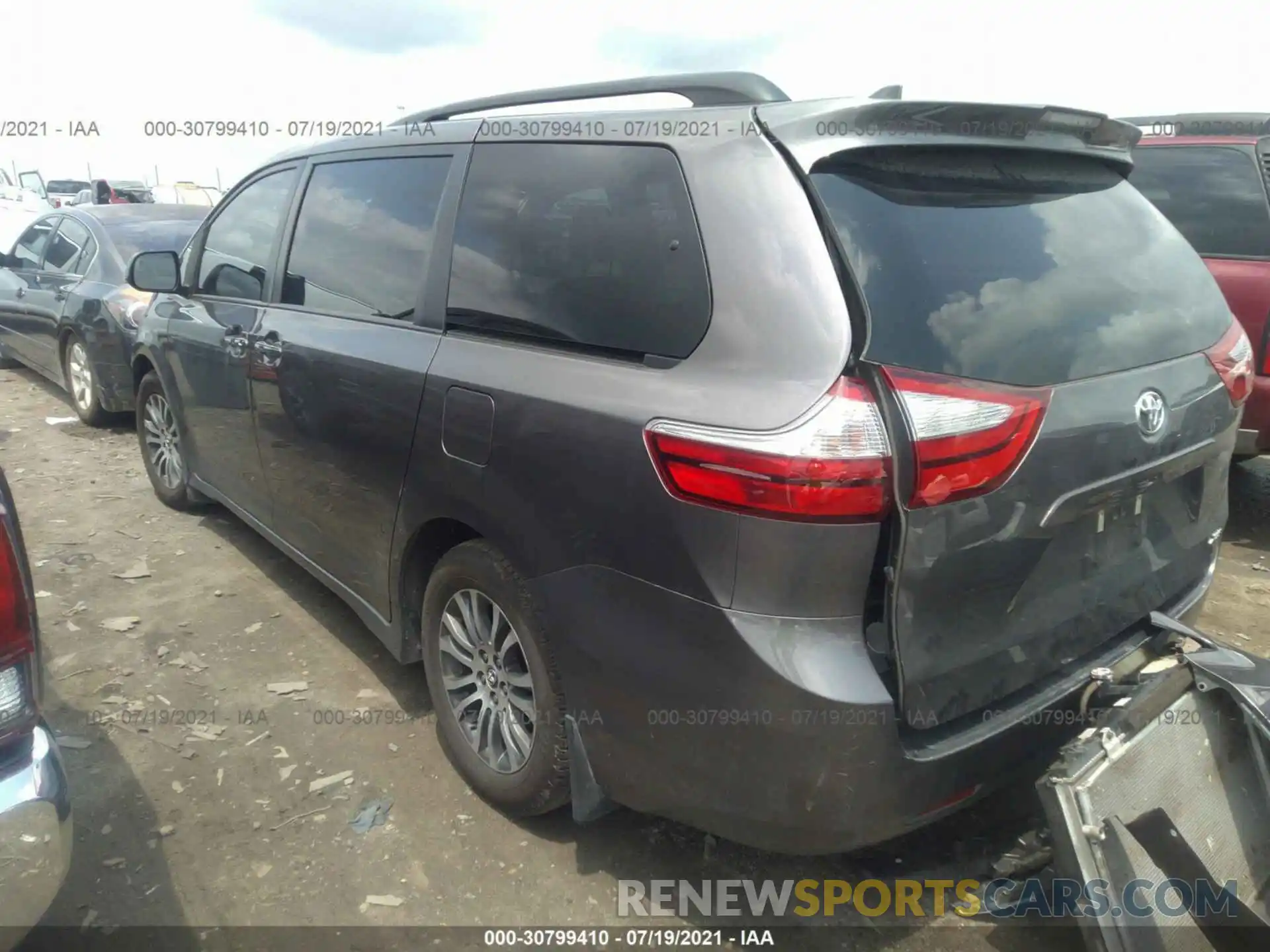 3 Фотография поврежденного автомобиля 5TDYZ3DC7KS987078 TOYOTA SIENNA 2019