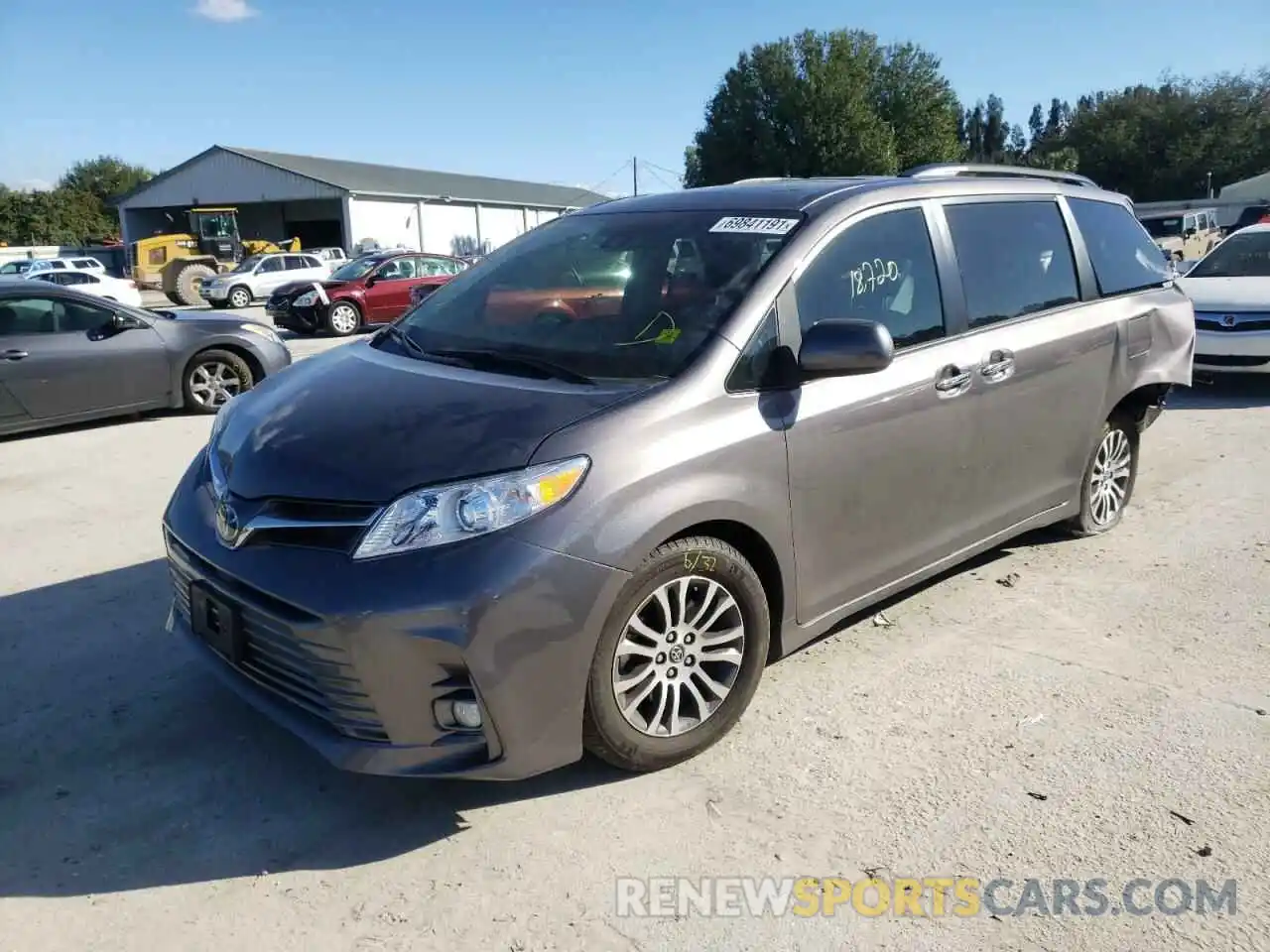 2 Photograph of a damaged car 5TDYZ3DC7KS988893 TOYOTA SIENNA 2019