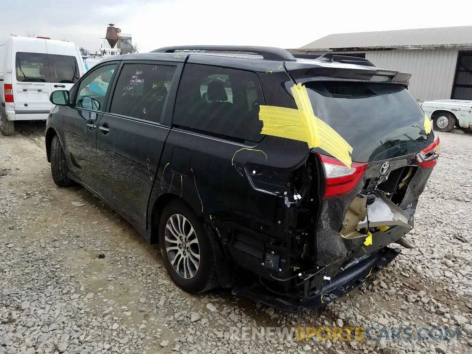 3 Photograph of a damaged car 5TDYZ3DC7KS994161 TOYOTA SIENNA 2019