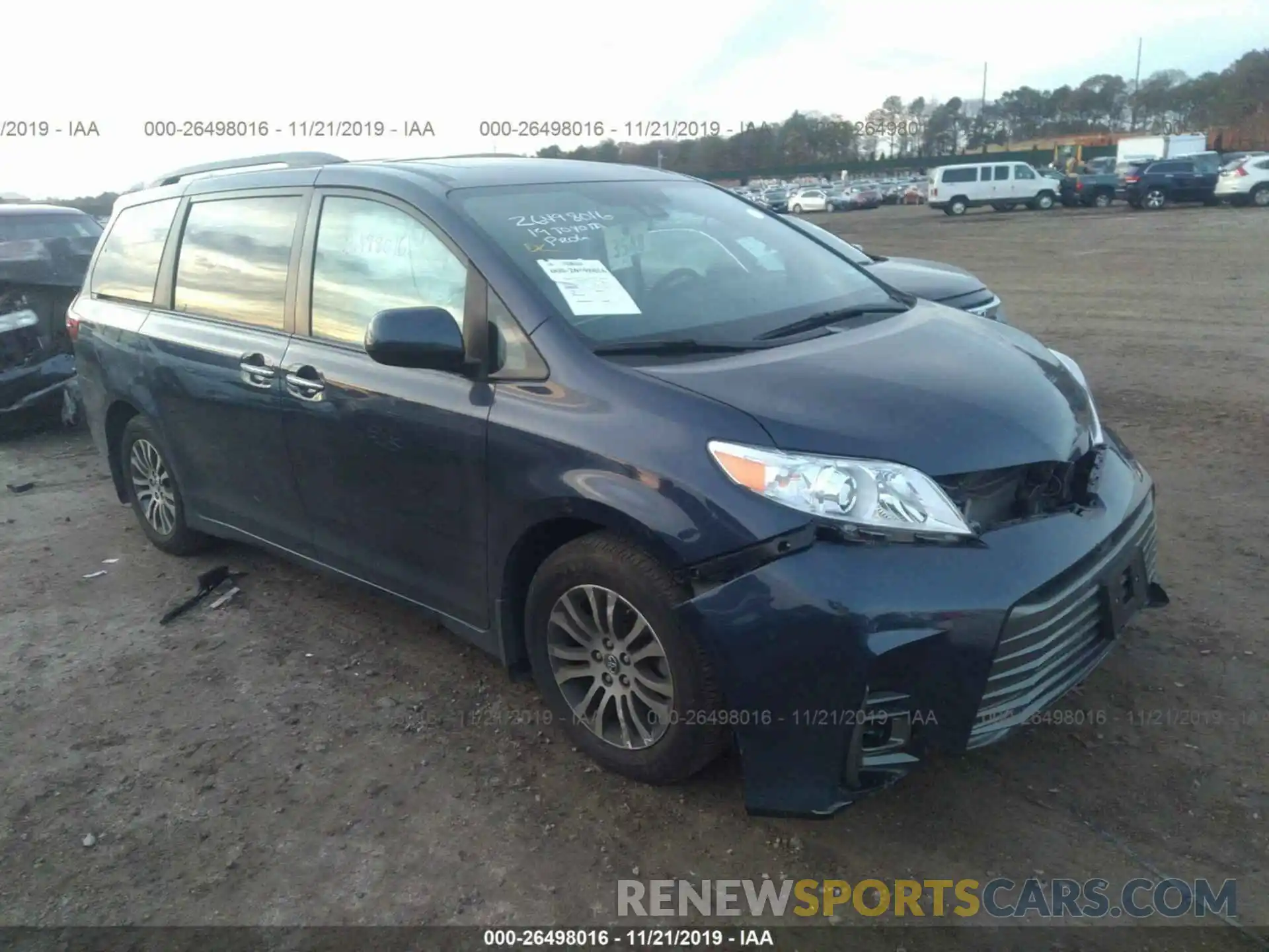 1 Фотография поврежденного автомобиля 5TDYZ3DC8KS003694 TOYOTA SIENNA 2019