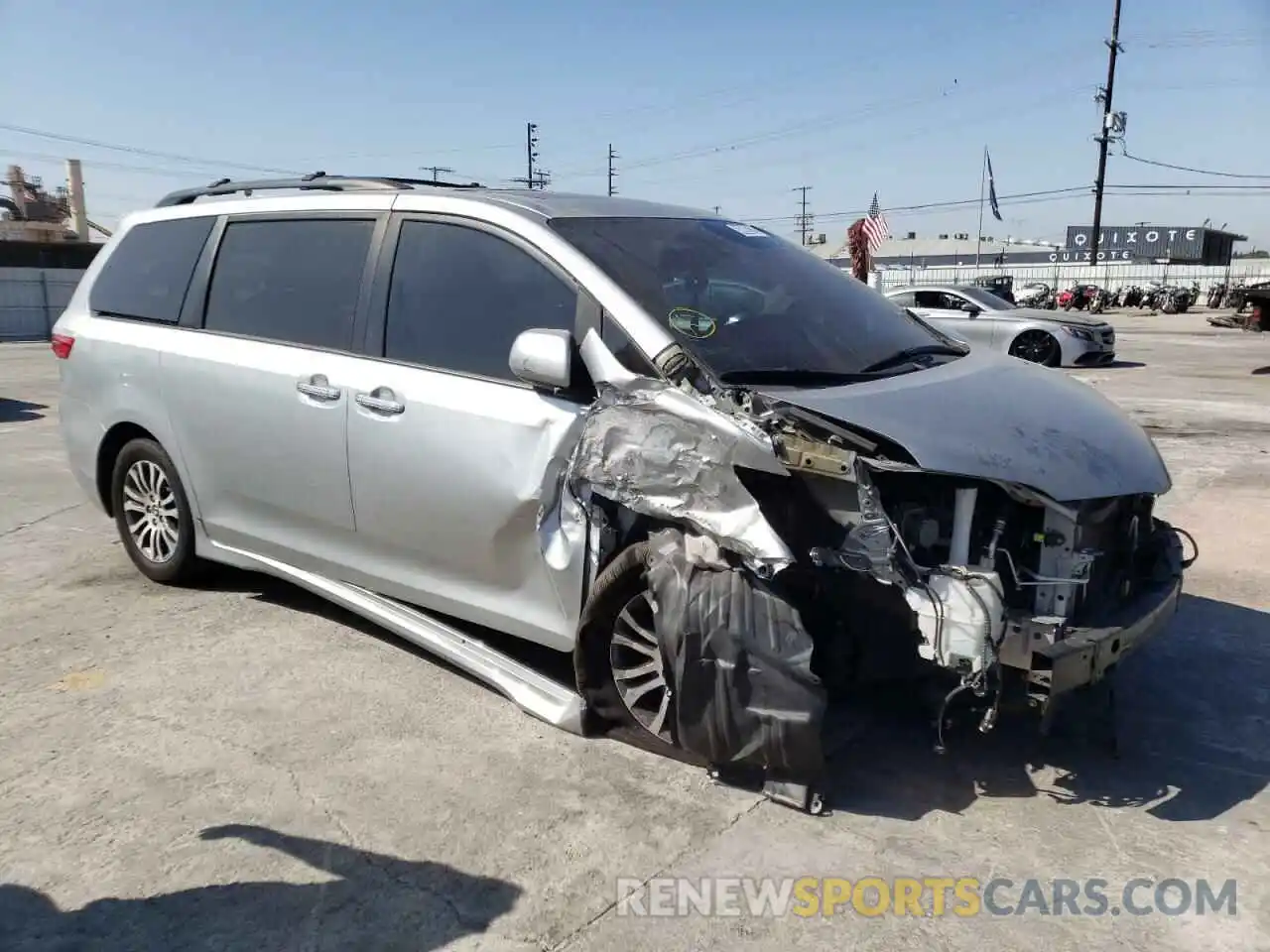 1 Photograph of a damaged car 5TDYZ3DC8KS014761 TOYOTA SIENNA 2019