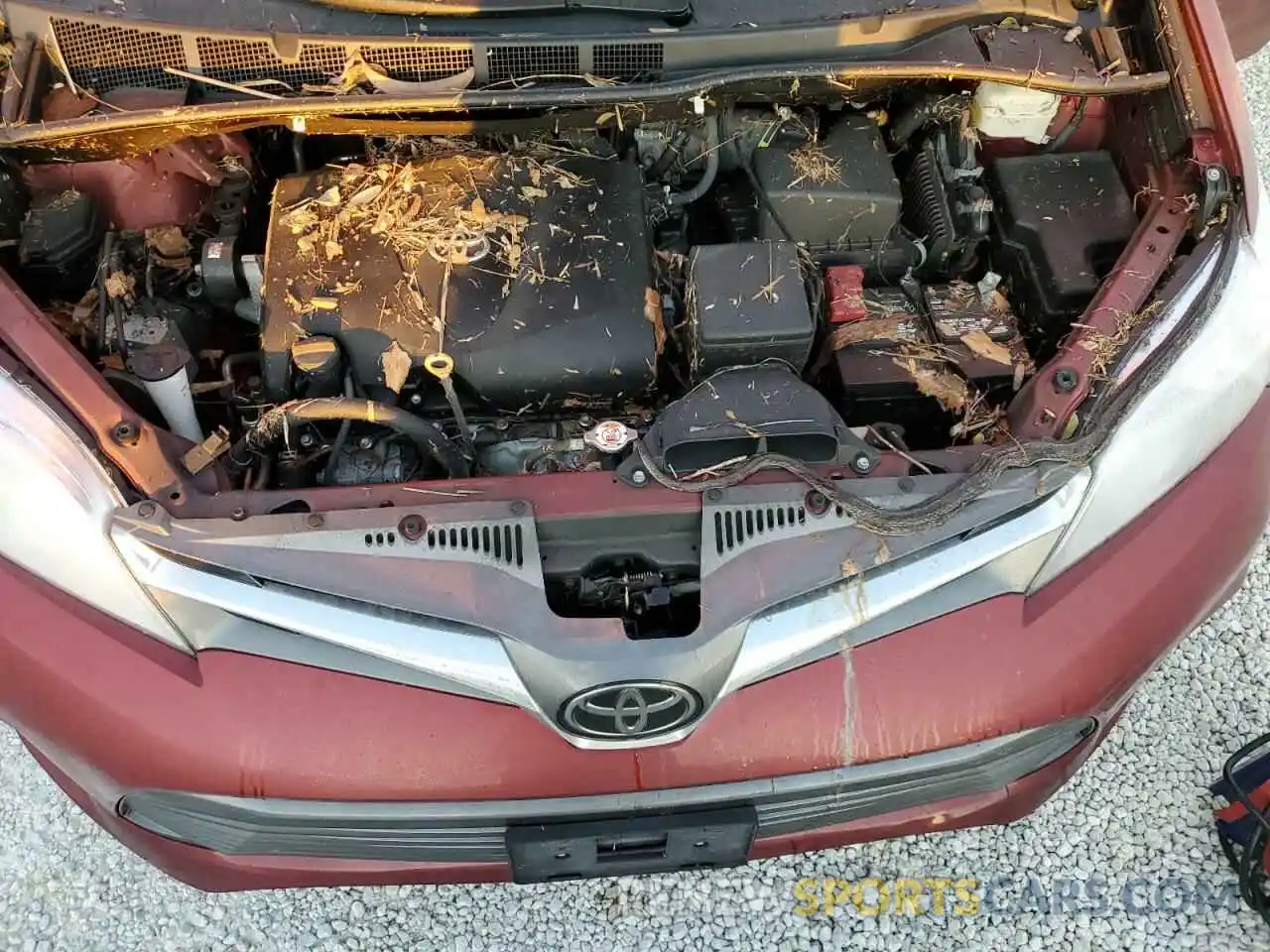 7 Photograph of a damaged car 5TDYZ3DC8KS019636 TOYOTA SIENNA 2019