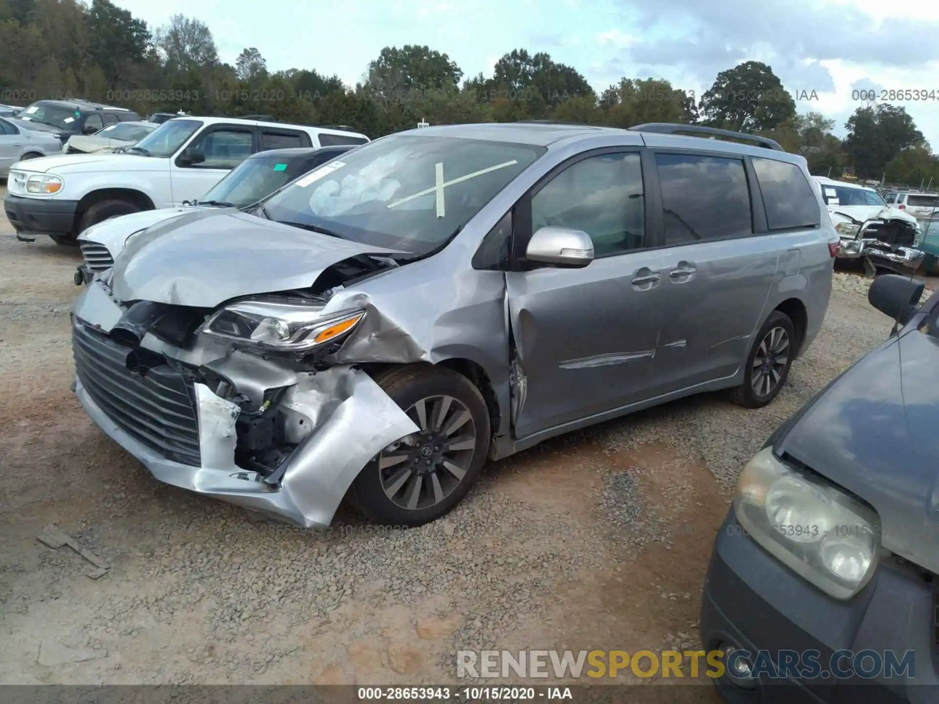 2 Фотография поврежденного автомобиля 5TDYZ3DC8KS967017 TOYOTA SIENNA 2019