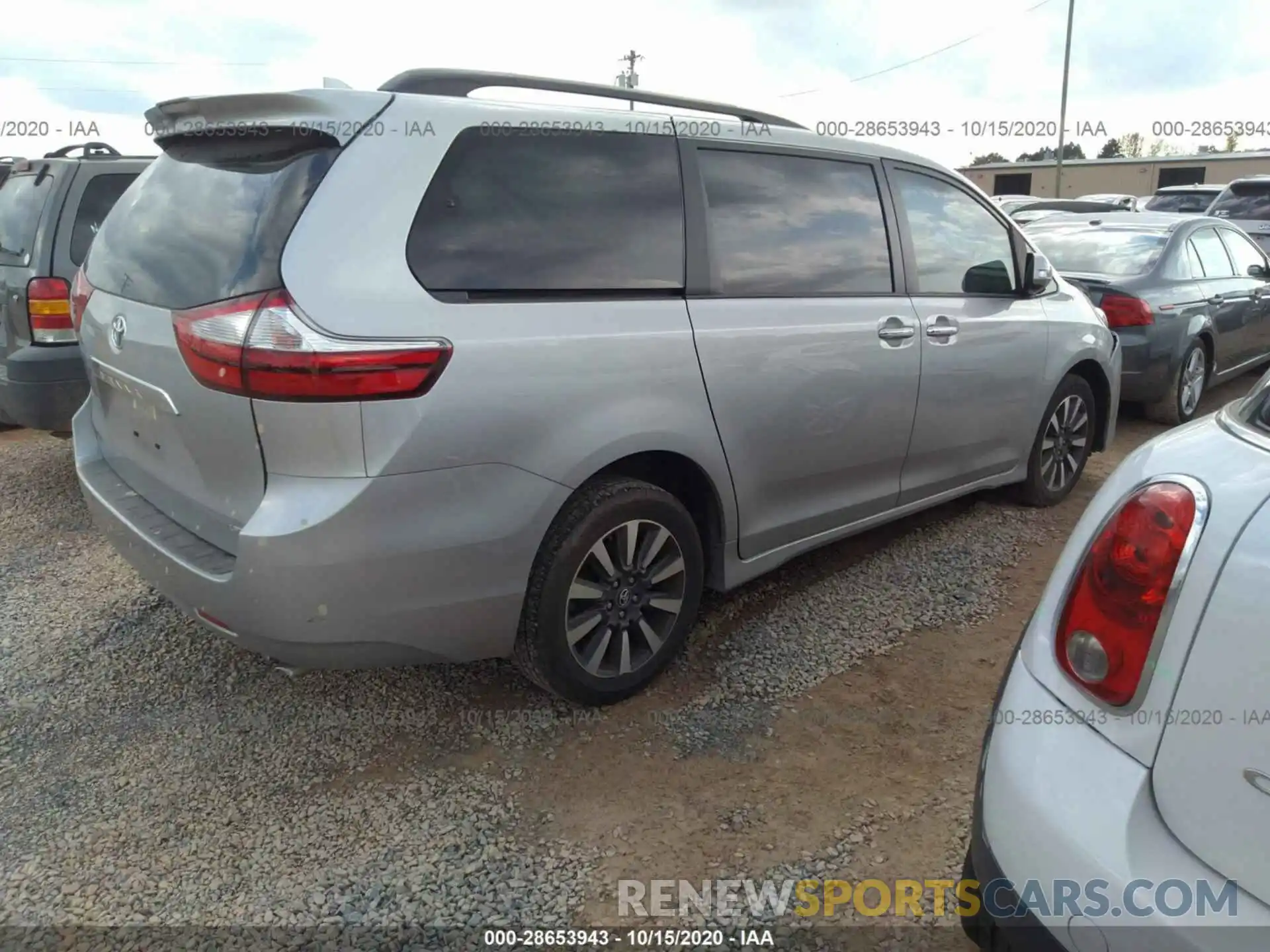 4 Фотография поврежденного автомобиля 5TDYZ3DC8KS967017 TOYOTA SIENNA 2019