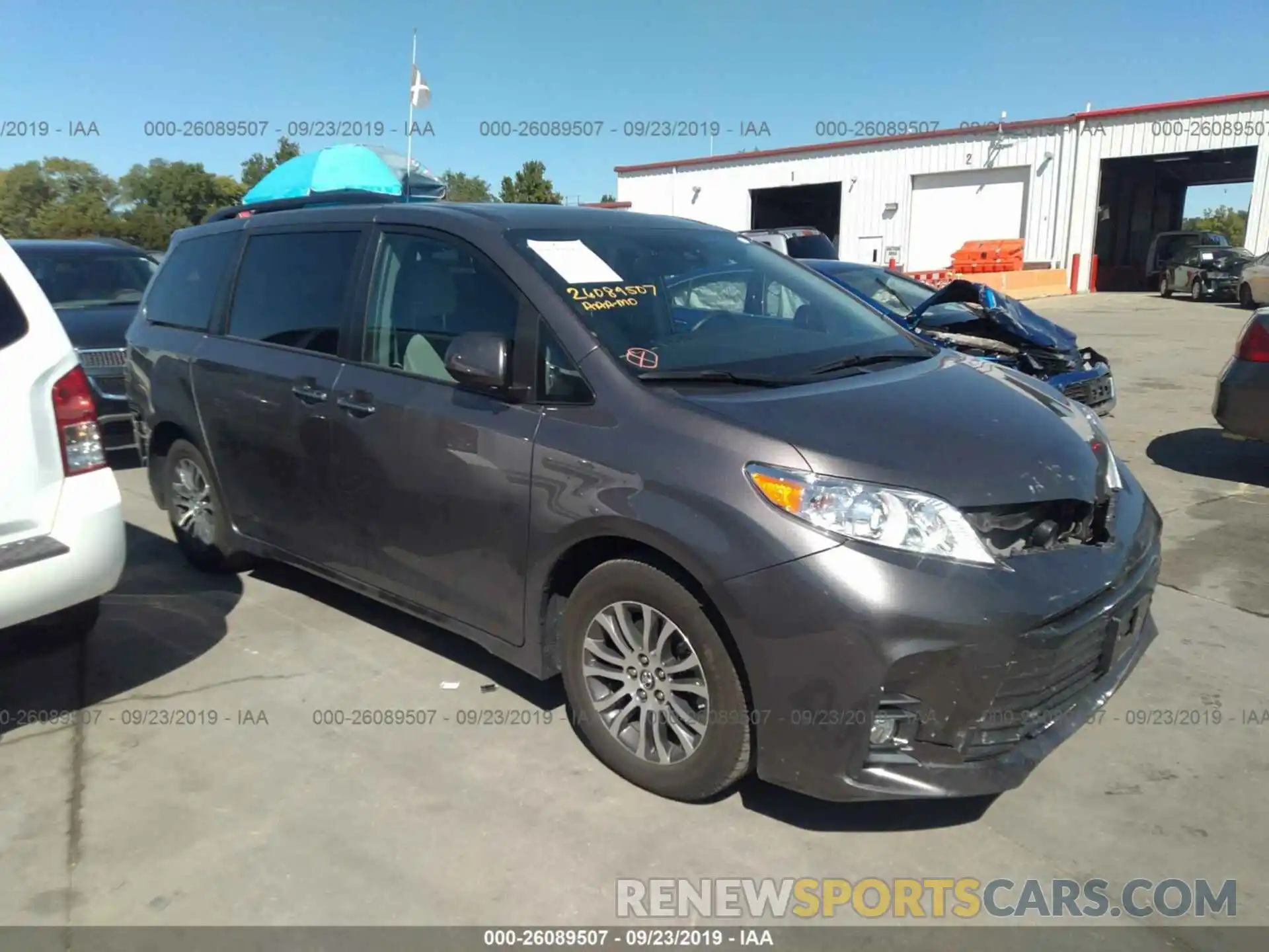 1 Photograph of a damaged car 5TDYZ3DC8KS968264 TOYOTA SIENNA 2019