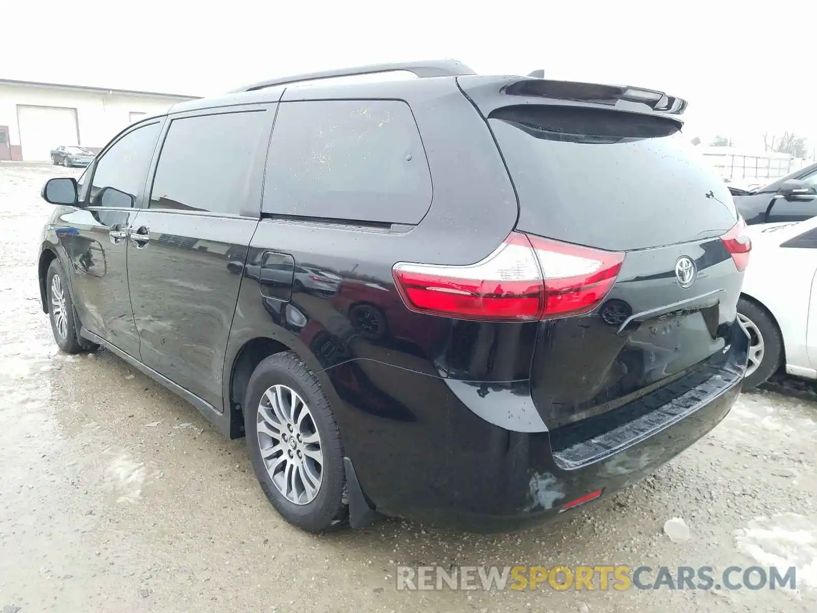 3 Фотография поврежденного автомобиля 5TDYZ3DC8KS978759 TOYOTA SIENNA 2019