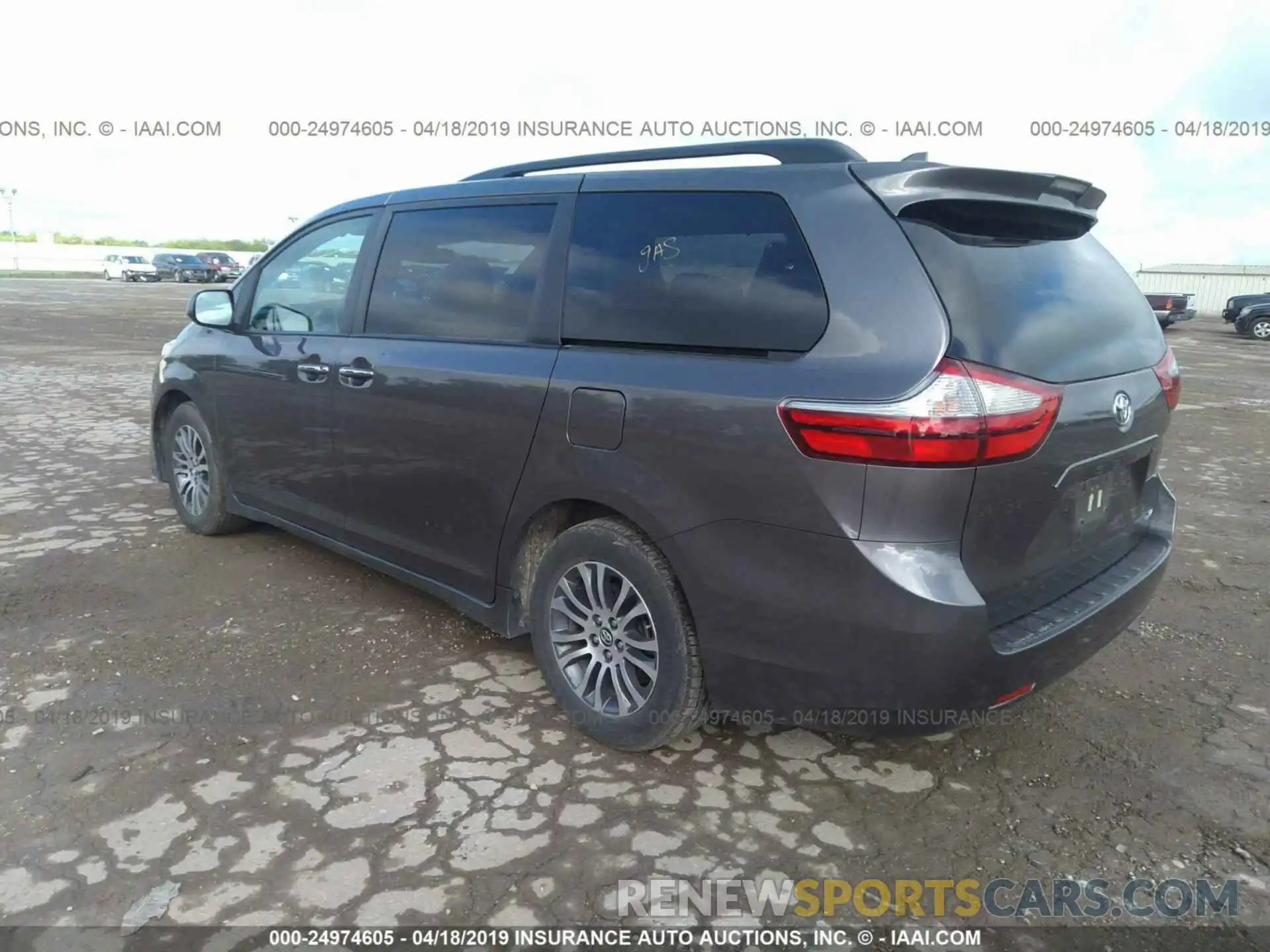 3 Фотография поврежденного автомобиля 5TDYZ3DC8KS981094 TOYOTA SIENNA 2019