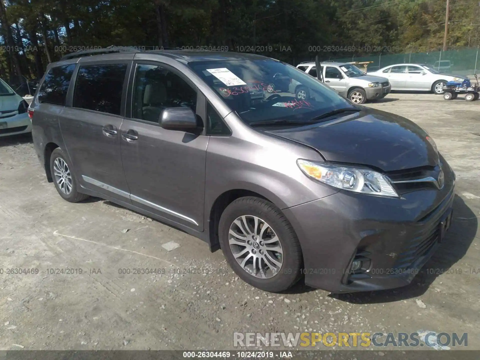 1 Photograph of a damaged car 5TDYZ3DC8KS984173 TOYOTA SIENNA 2019