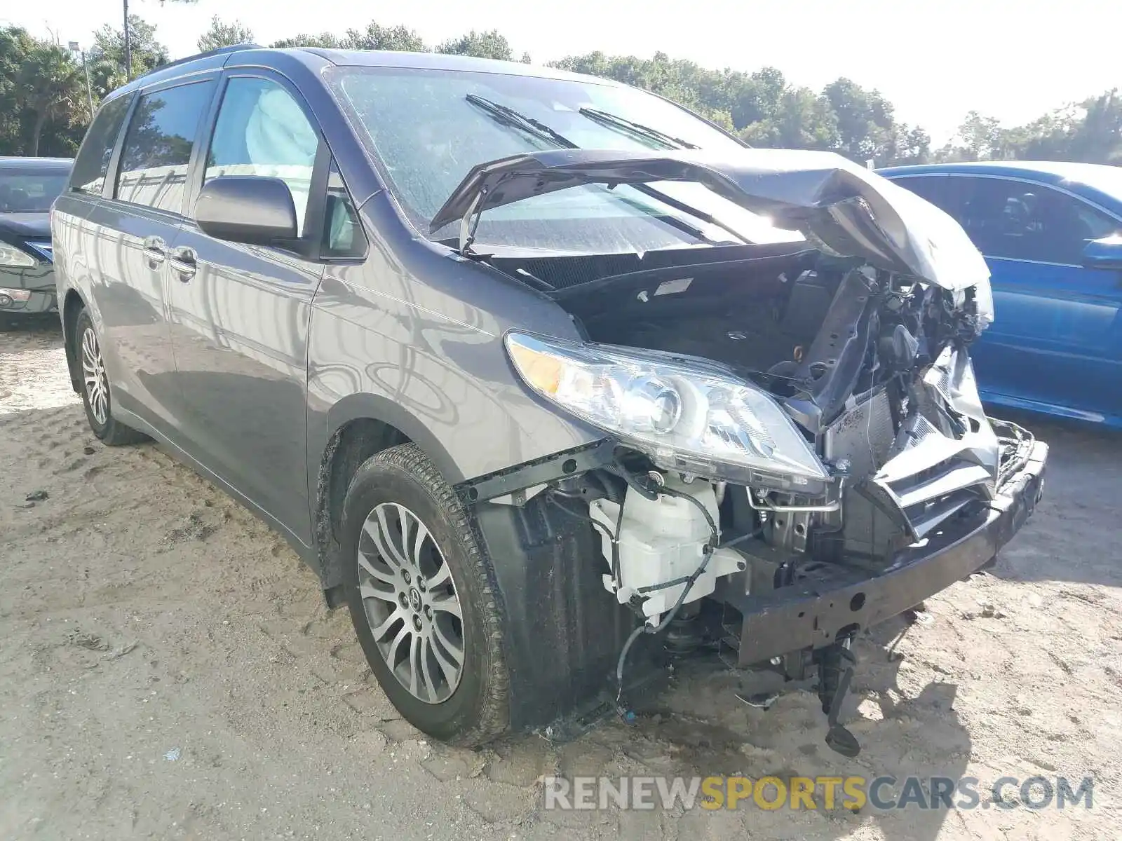 1 Photograph of a damaged car 5TDYZ3DC8KS989079 TOYOTA SIENNA 2019