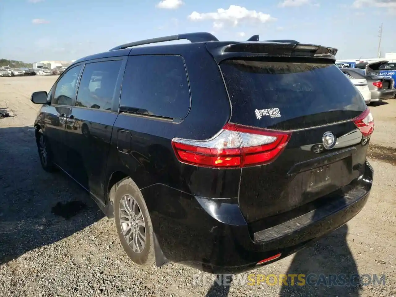 3 Фотография поврежденного автомобиля 5TDYZ3DC8KS997814 TOYOTA SIENNA 2019