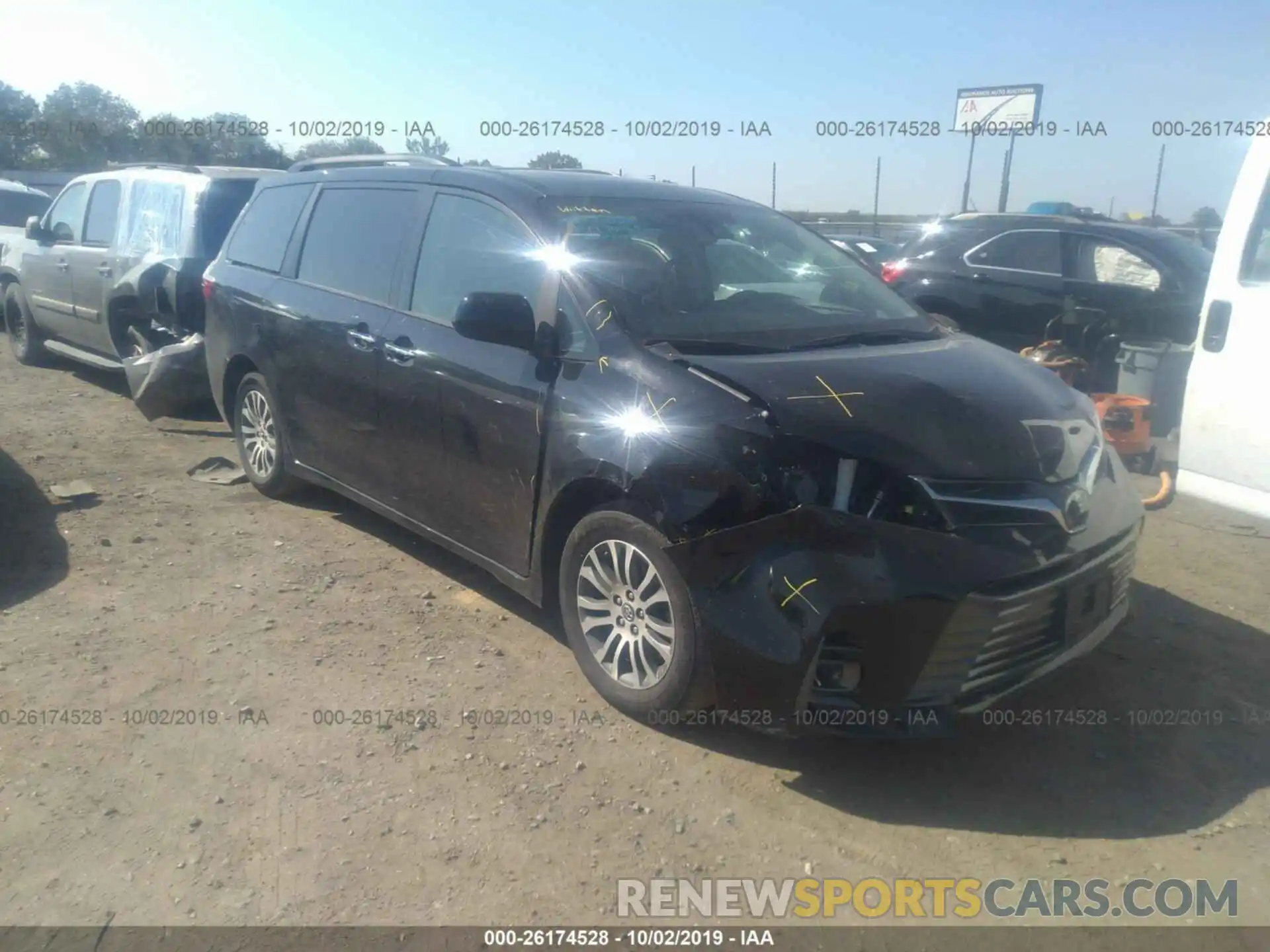 1 Фотография поврежденного автомобиля 5TDYZ3DC9KS001520 TOYOTA SIENNA 2019