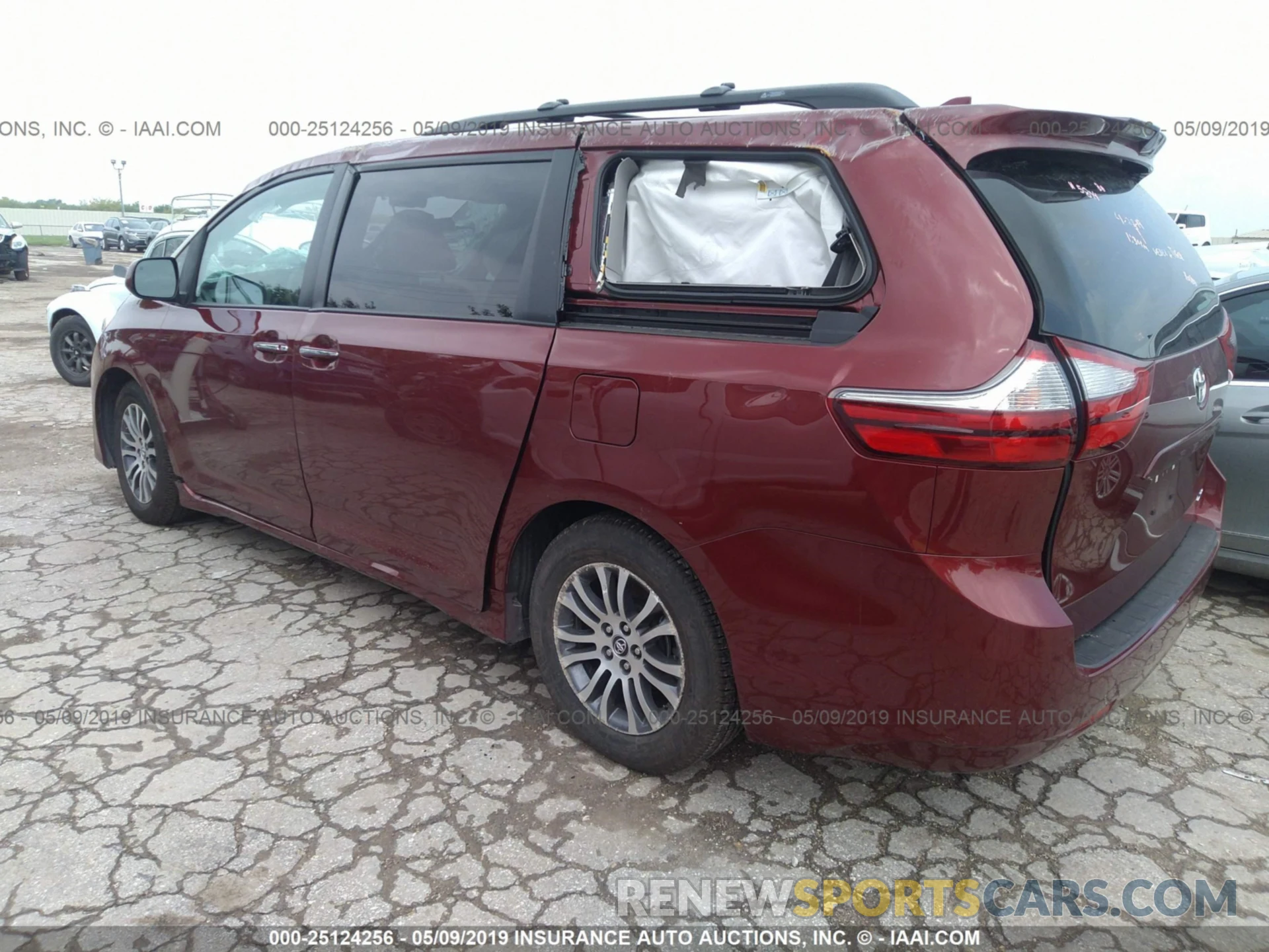 3 Фотография поврежденного автомобиля 5TDYZ3DC9KS004076 TOYOTA SIENNA 2019