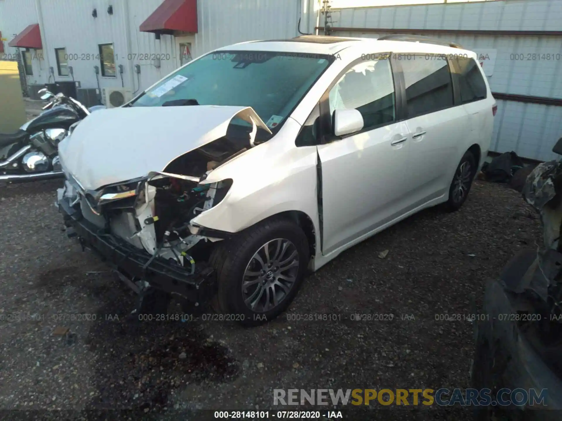 2 Фотография поврежденного автомобиля 5TDYZ3DC9KS016647 TOYOTA SIENNA 2019