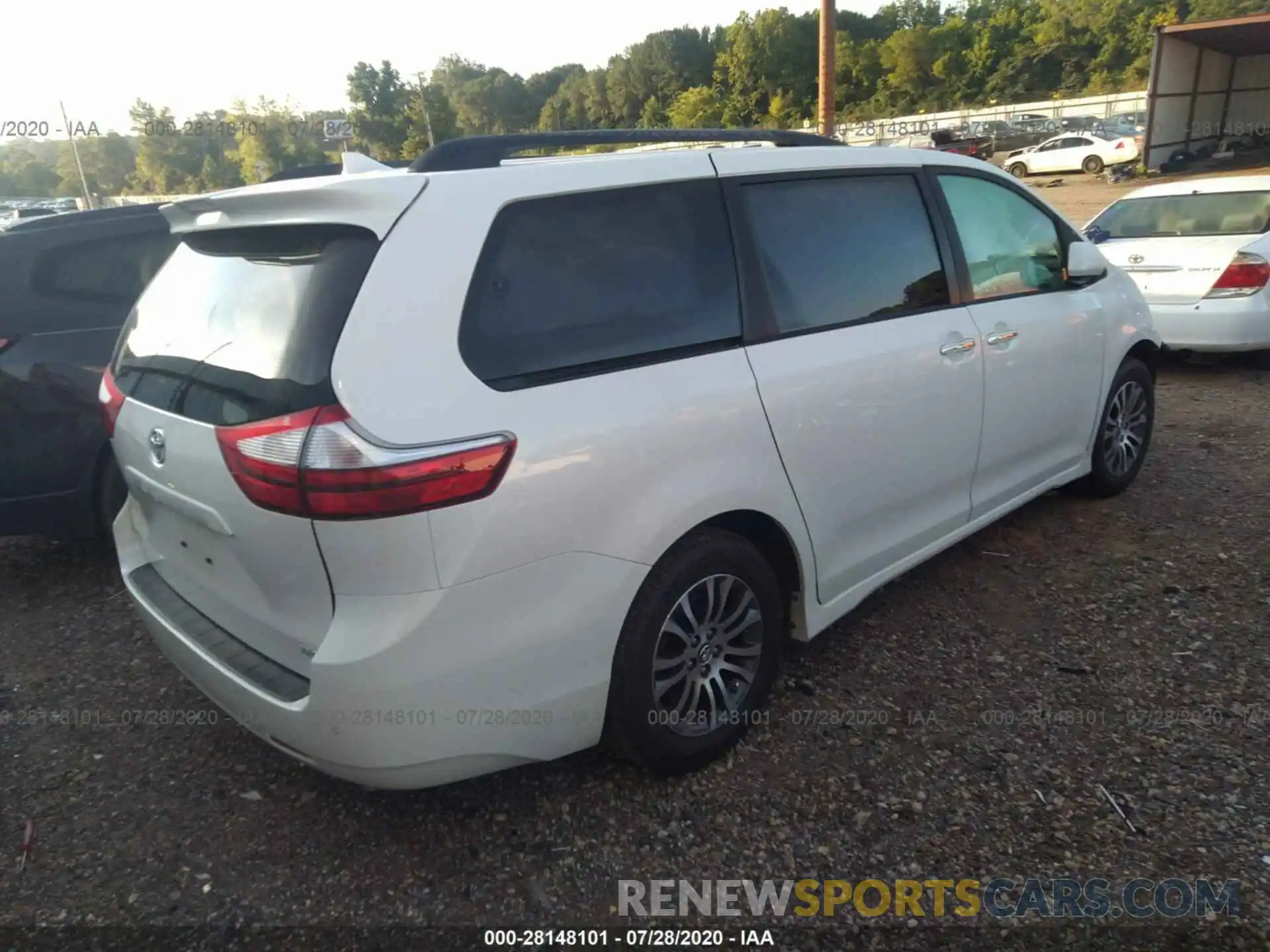 4 Фотография поврежденного автомобиля 5TDYZ3DC9KS016647 TOYOTA SIENNA 2019