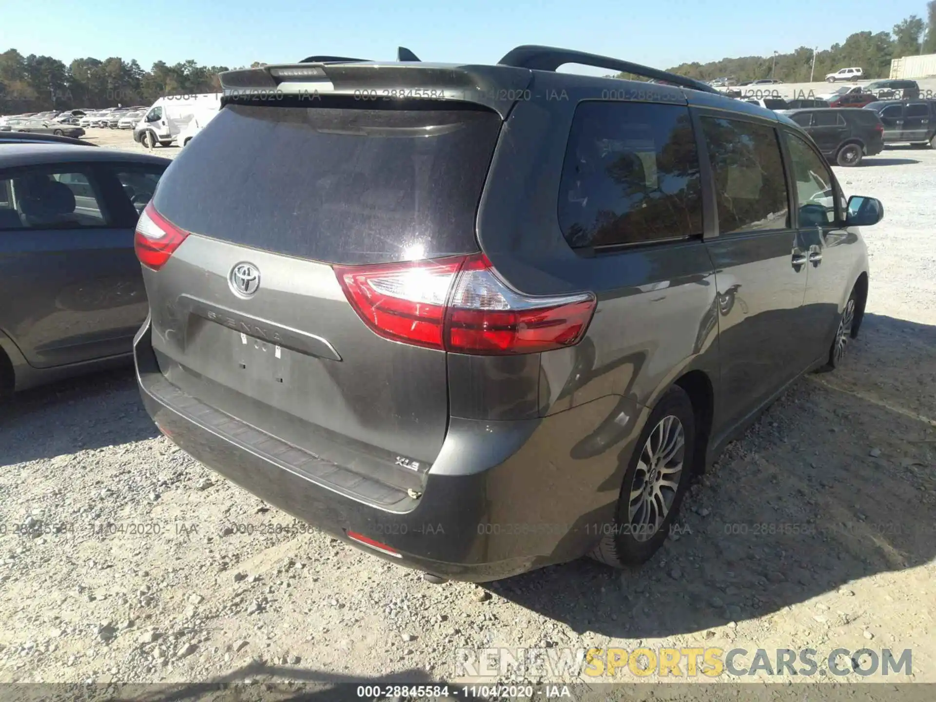 4 Фотография поврежденного автомобиля 5TDYZ3DC9KS017359 TOYOTA SIENNA 2019