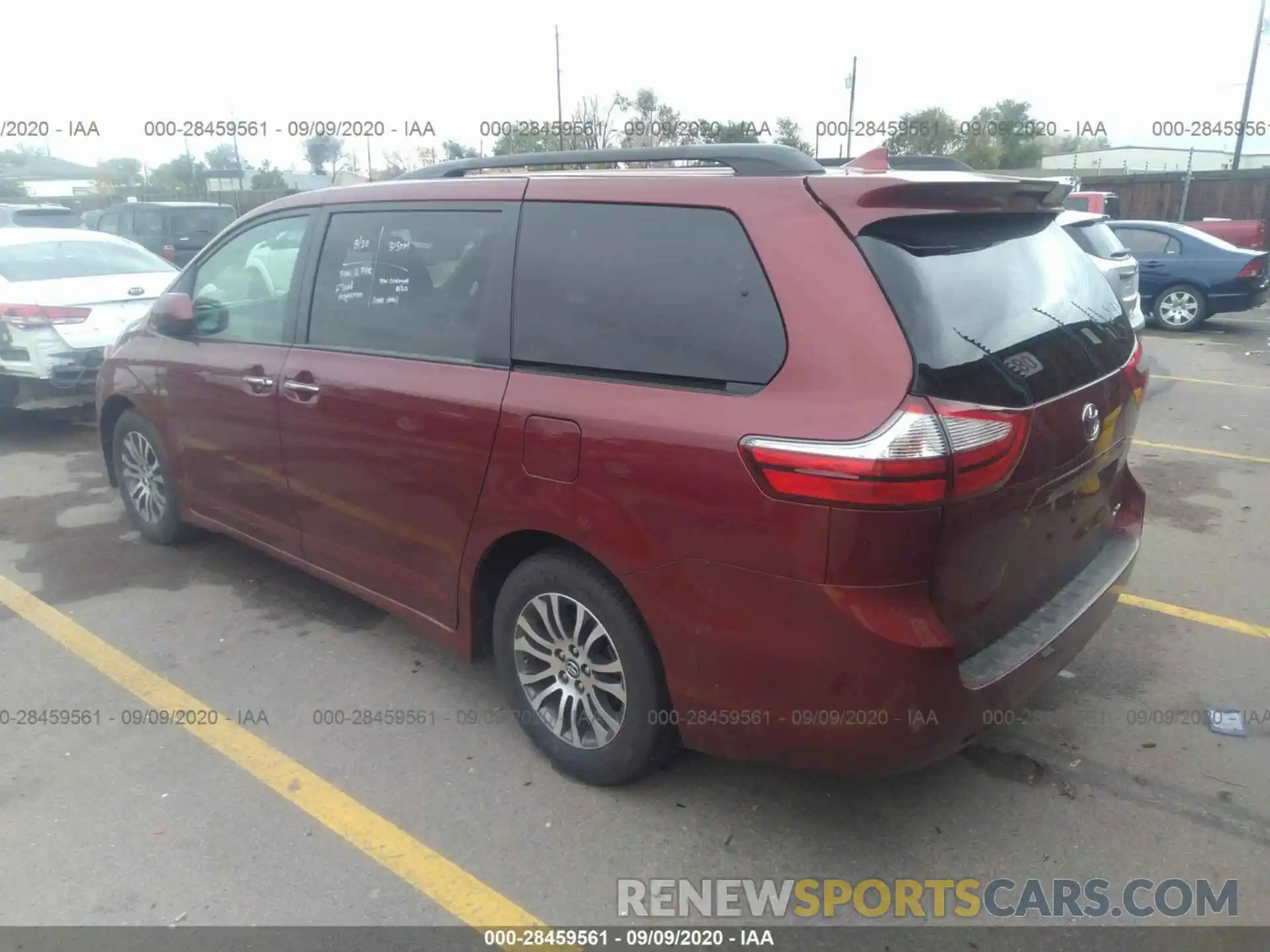 3 Фотография поврежденного автомобиля 5TDYZ3DC9KS017376 TOYOTA SIENNA 2019