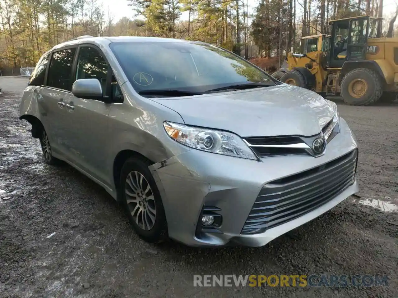 1 Фотография поврежденного автомобиля 5TDYZ3DC9KS017488 TOYOTA SIENNA 2019