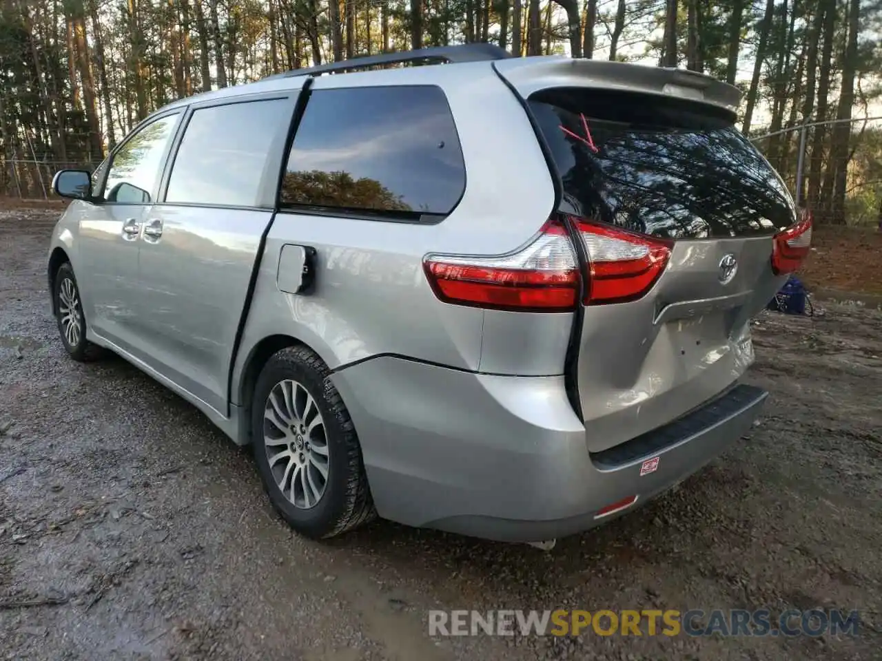 3 Фотография поврежденного автомобиля 5TDYZ3DC9KS017488 TOYOTA SIENNA 2019