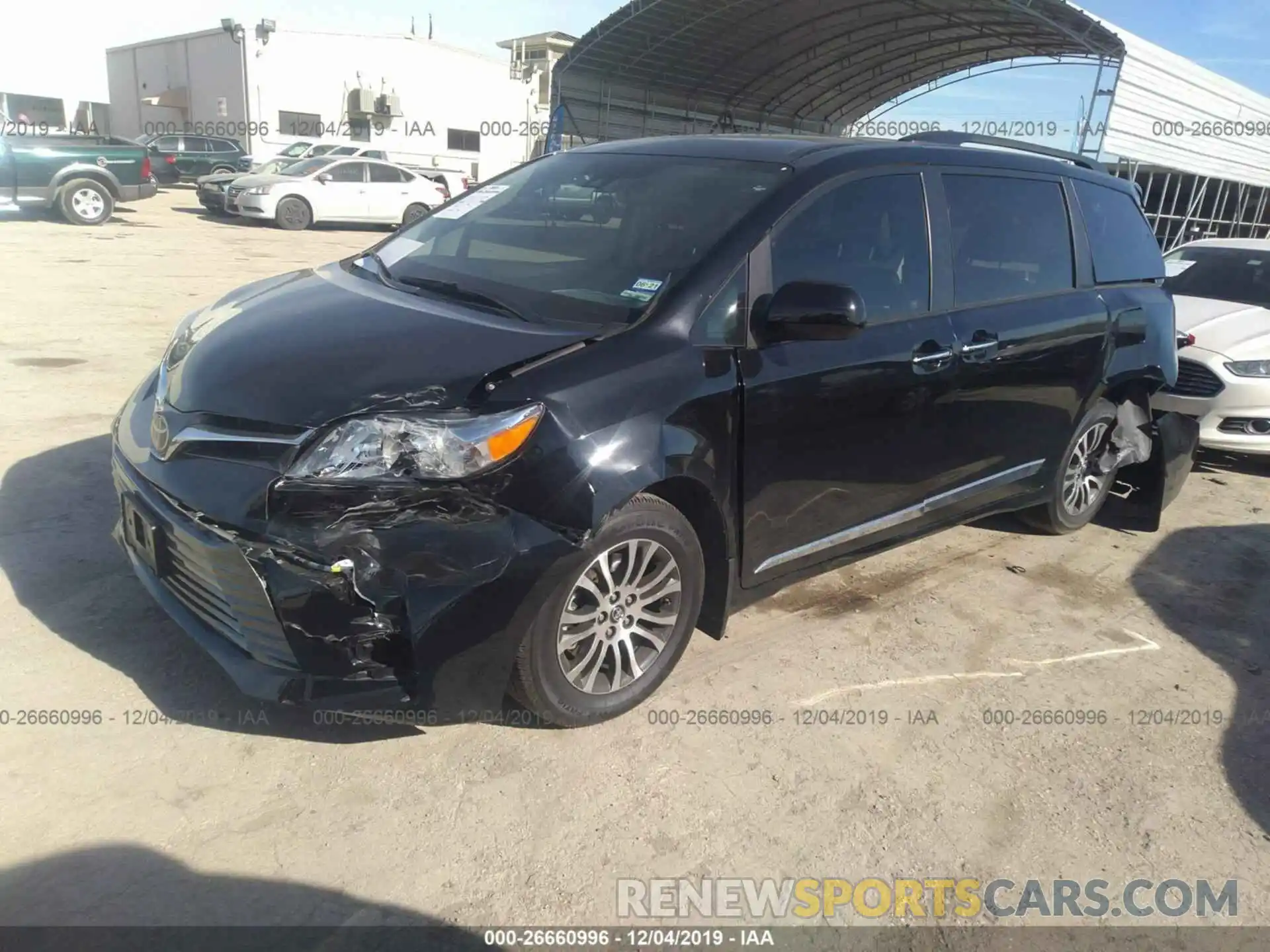 2 Photograph of a damaged car 5TDYZ3DC9KS968628 TOYOTA SIENNA 2019