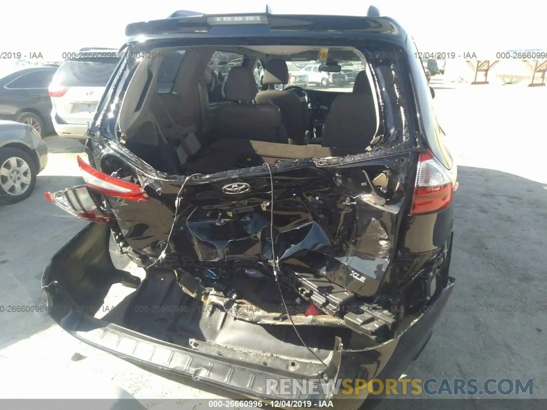 6 Photograph of a damaged car 5TDYZ3DC9KS968628 TOYOTA SIENNA 2019