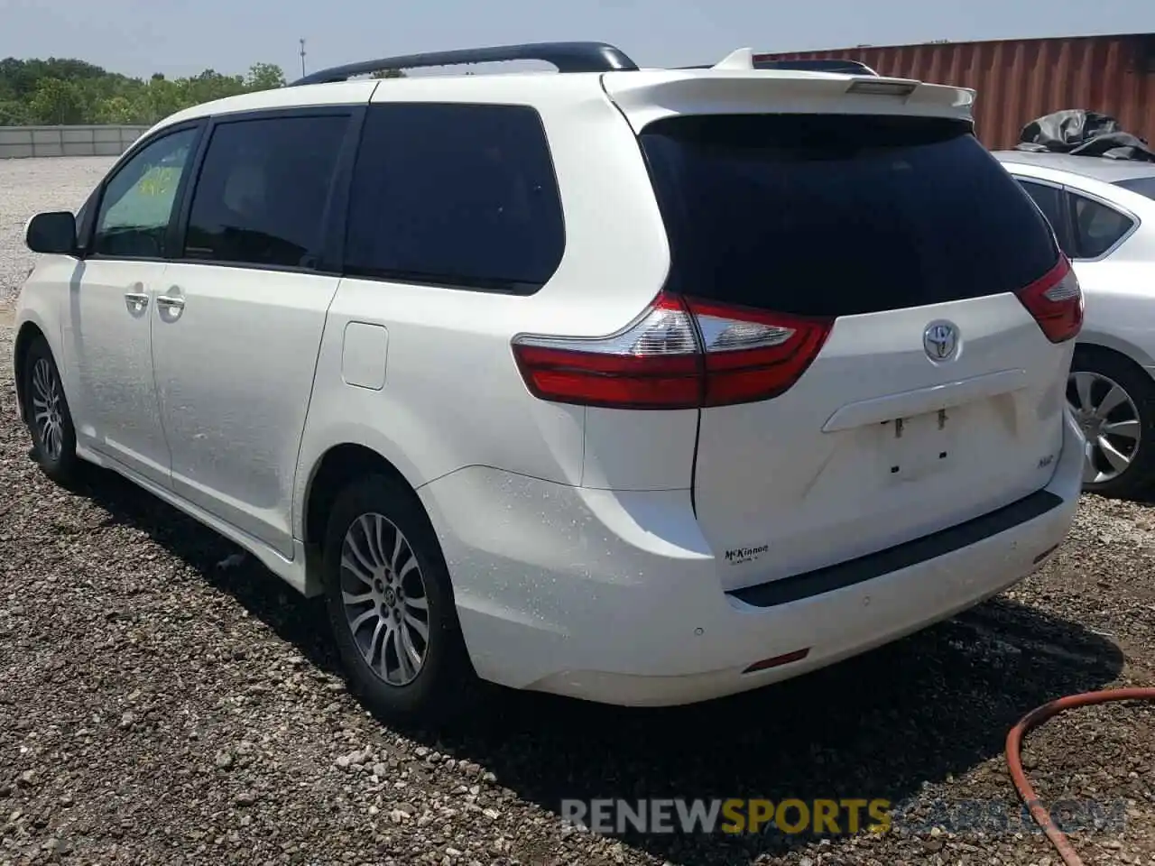 3 Фотография поврежденного автомобиля 5TDYZ3DC9KS970010 TOYOTA SIENNA 2019