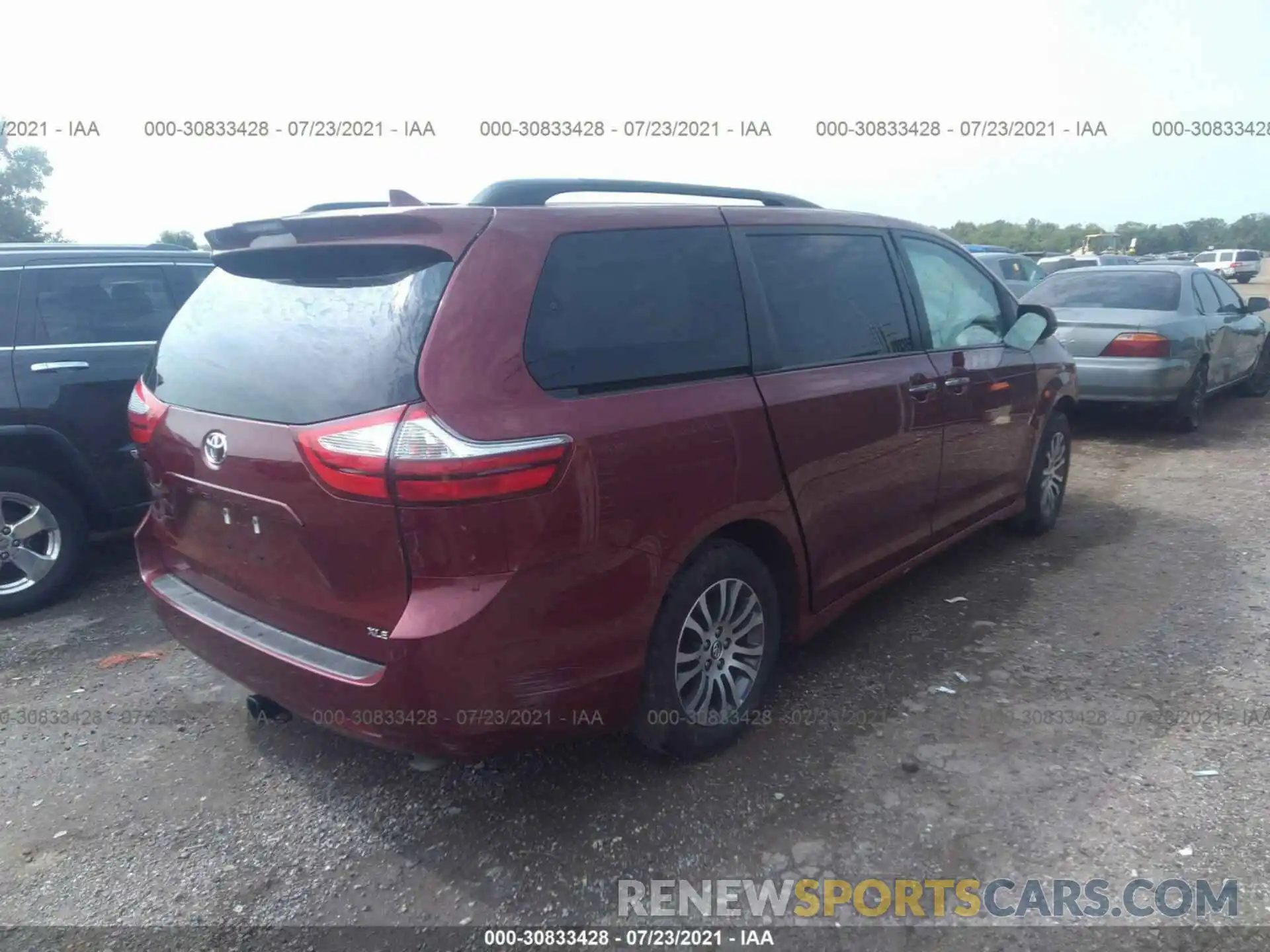 4 Фотография поврежденного автомобиля 5TDYZ3DC9KS979581 TOYOTA SIENNA 2019