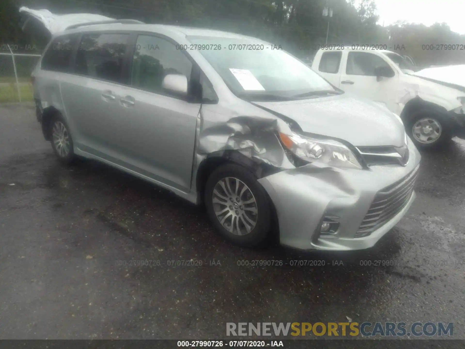 6 Photograph of a damaged car 5TDYZ3DC9KS982951 TOYOTA SIENNA 2019