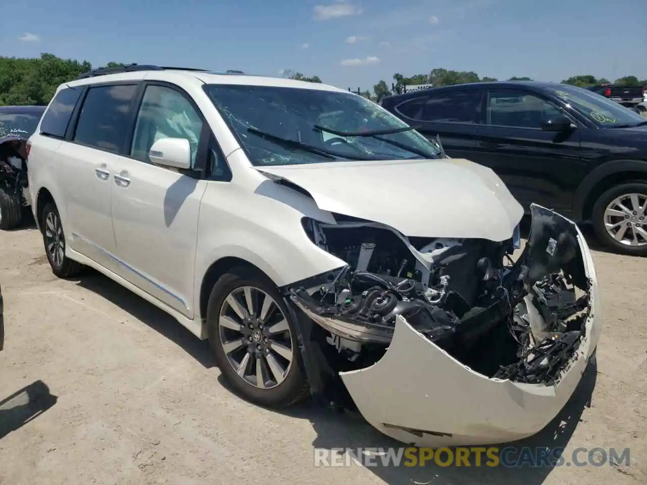 1 Photograph of a damaged car 5TDYZ3DC9KS986031 TOYOTA SIENNA 2019