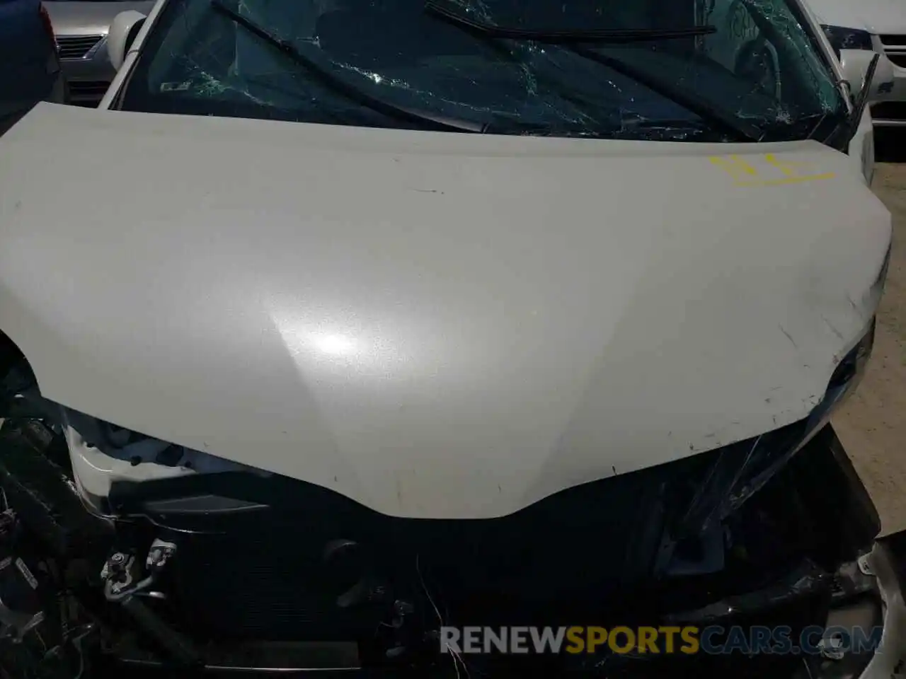 7 Photograph of a damaged car 5TDYZ3DC9KS986031 TOYOTA SIENNA 2019