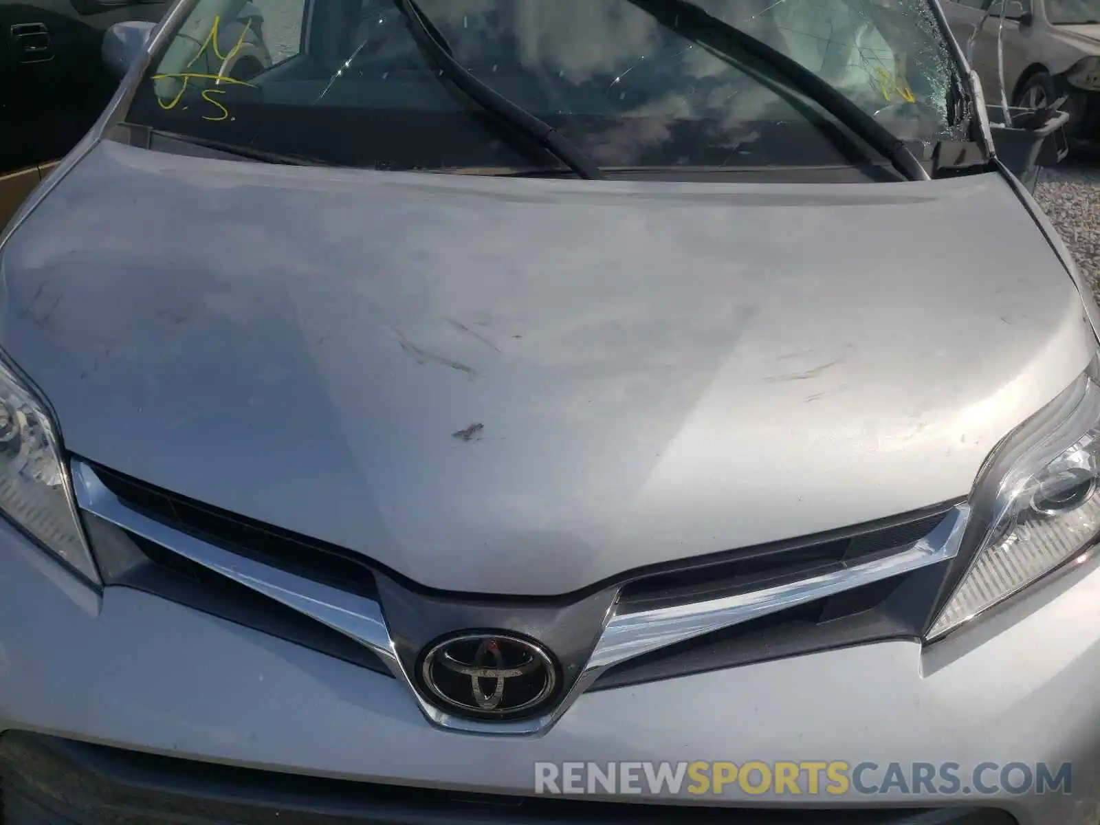 7 Photograph of a damaged car 5TDYZ3DC9KS998258 TOYOTA SIENNA 2019