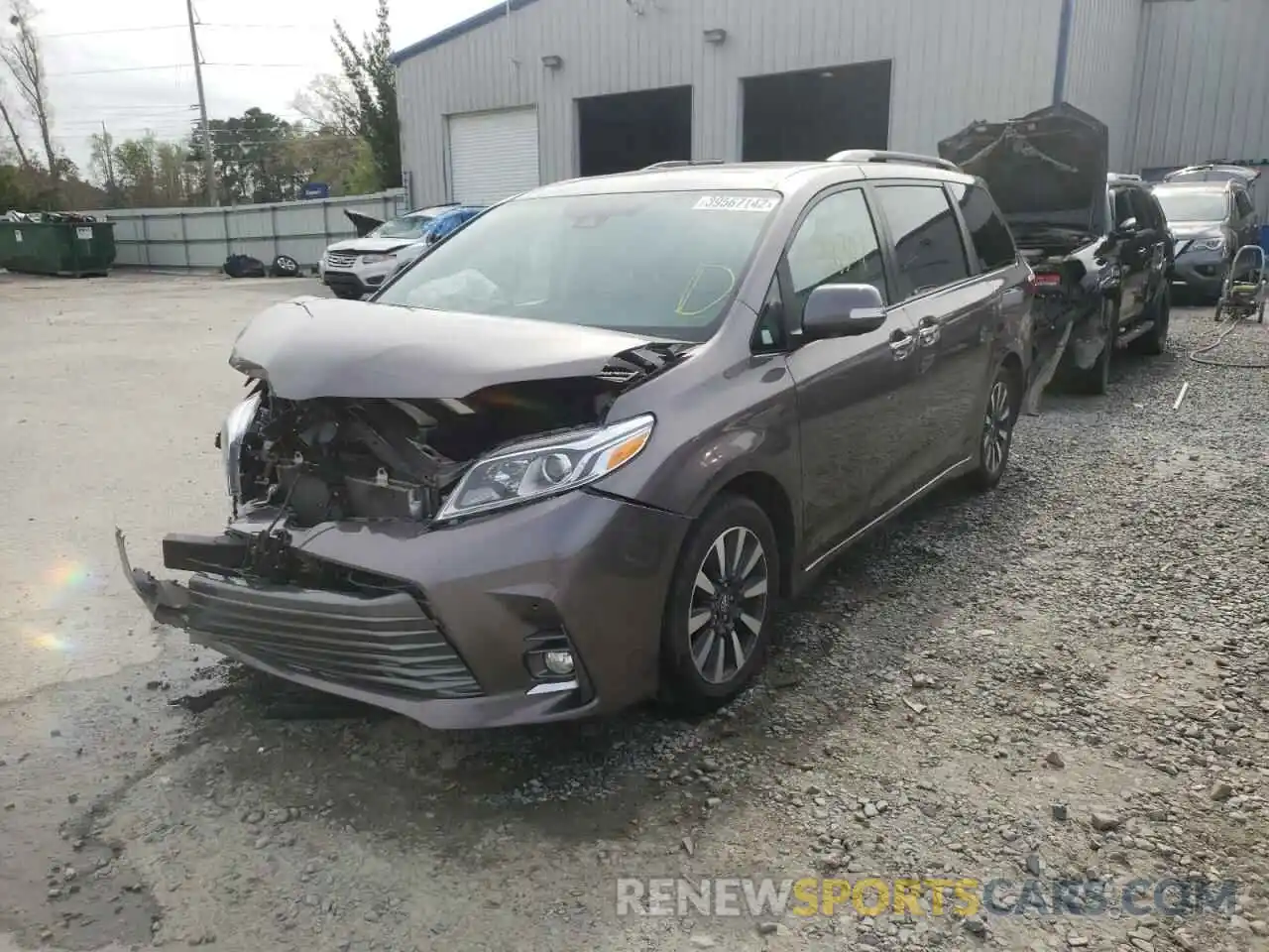 2 Фотография поврежденного автомобиля 5TDYZ3DCXKS003910 TOYOTA SIENNA 2019