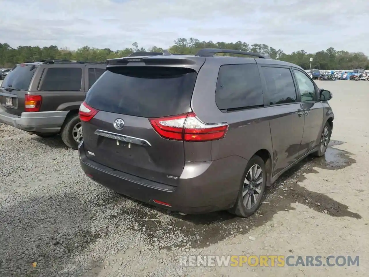 4 Фотография поврежденного автомобиля 5TDYZ3DCXKS003910 TOYOTA SIENNA 2019