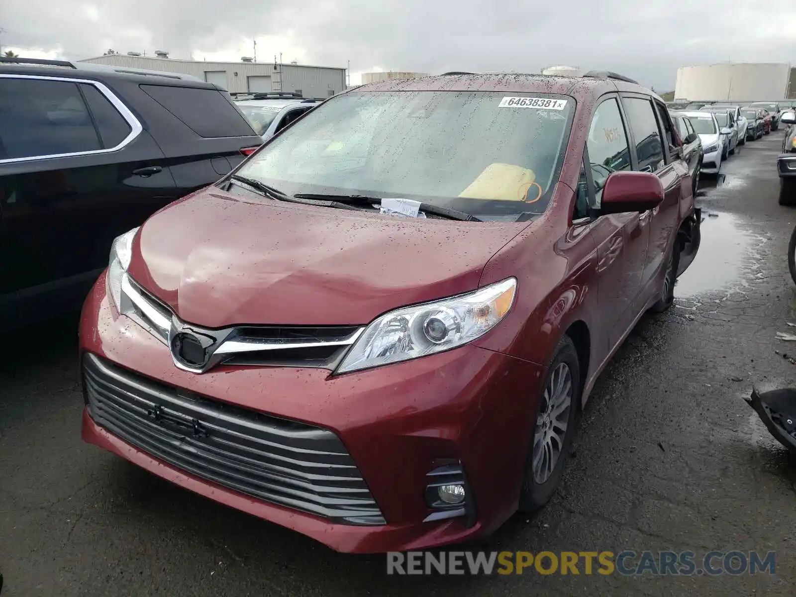 2 Фотография поврежденного автомобиля 5TDYZ3DCXKS012137 TOYOTA SIENNA 2019