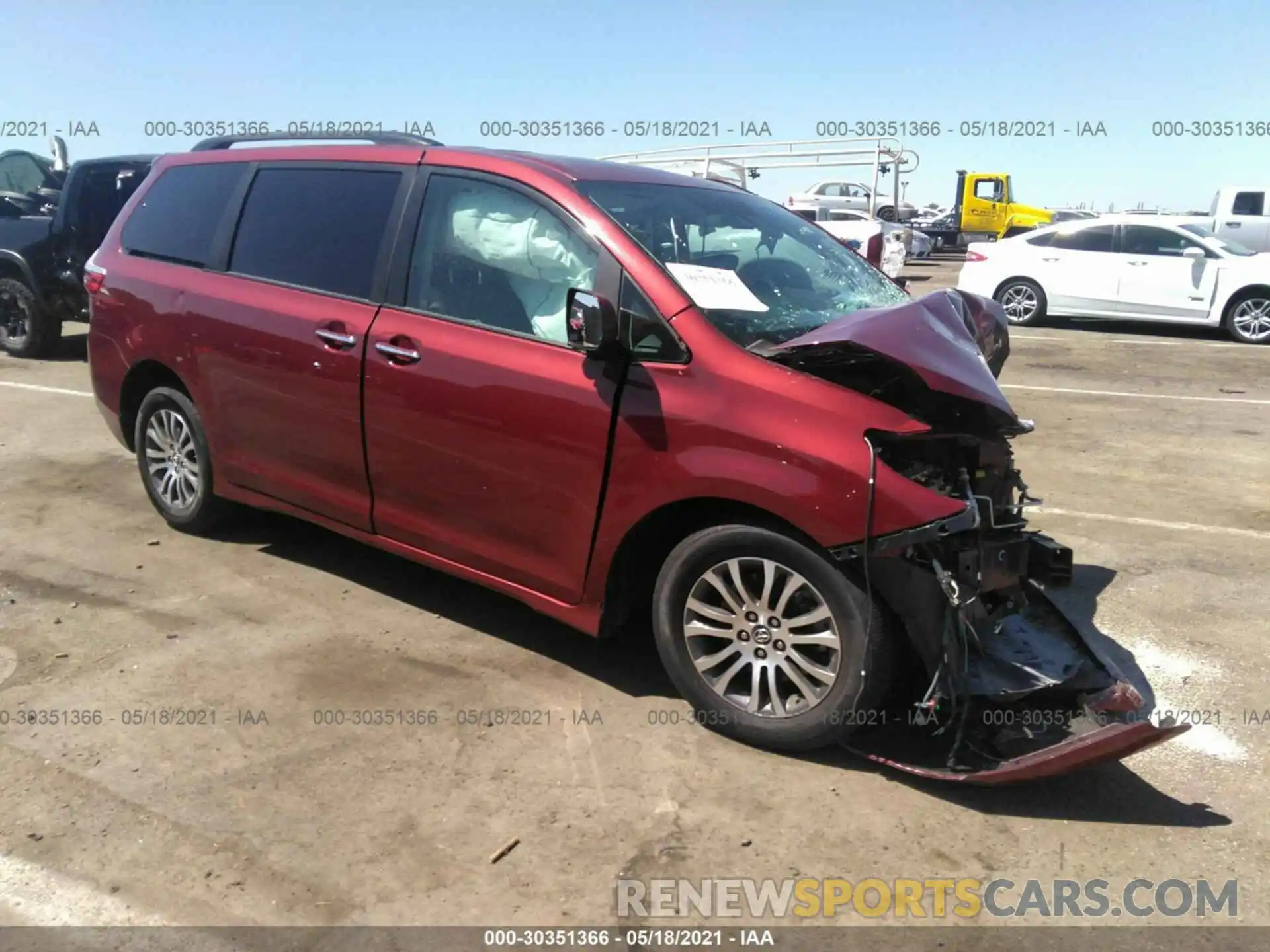 1 Фотография поврежденного автомобиля 5TDYZ3DCXKS013059 TOYOTA SIENNA 2019