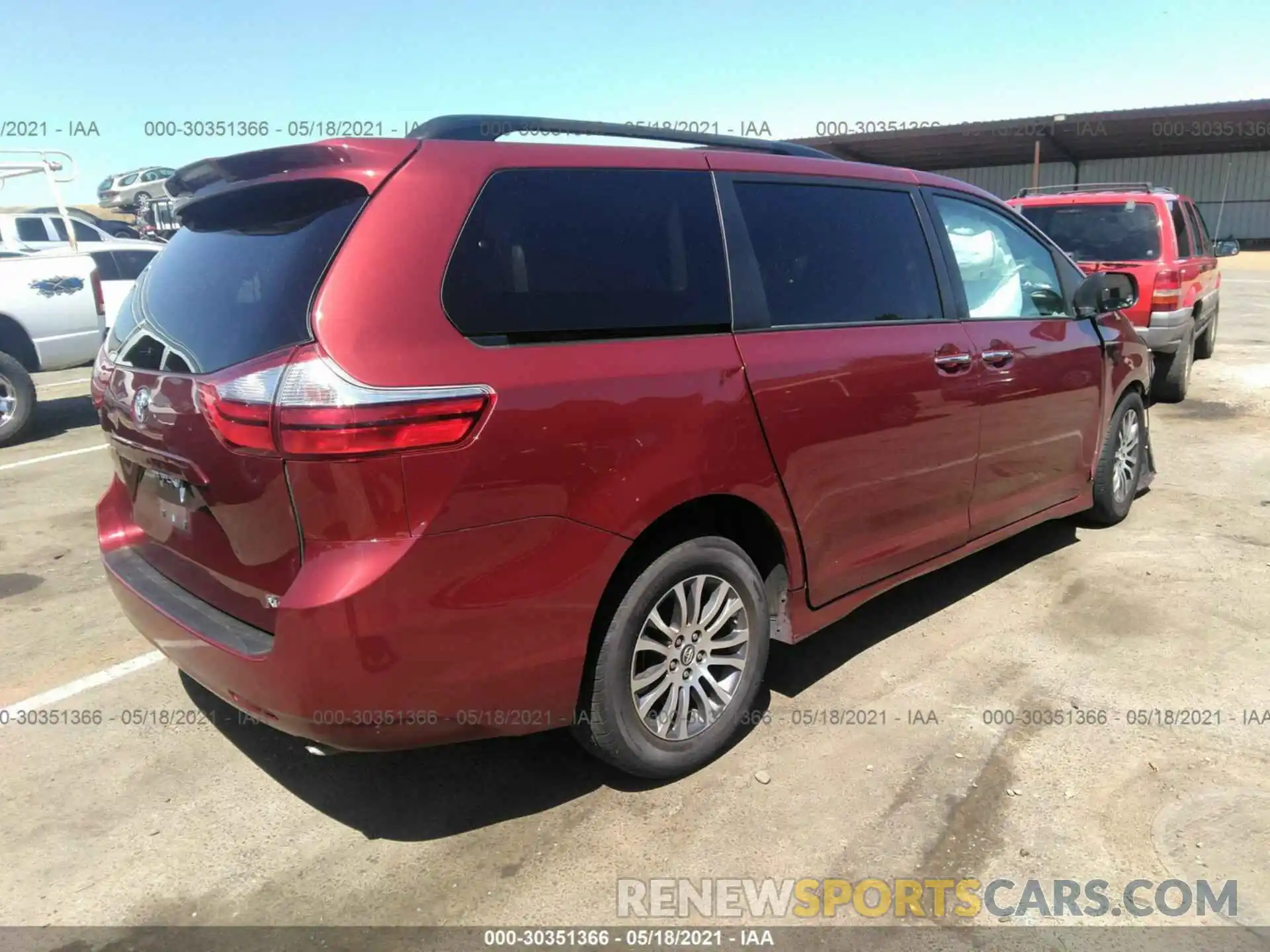 4 Фотография поврежденного автомобиля 5TDYZ3DCXKS013059 TOYOTA SIENNA 2019