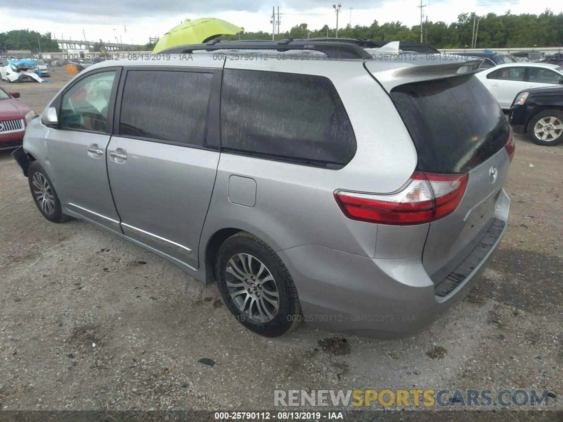 3 Фотография поврежденного автомобиля 5TDYZ3DCXKS968914 TOYOTA SIENNA 2019