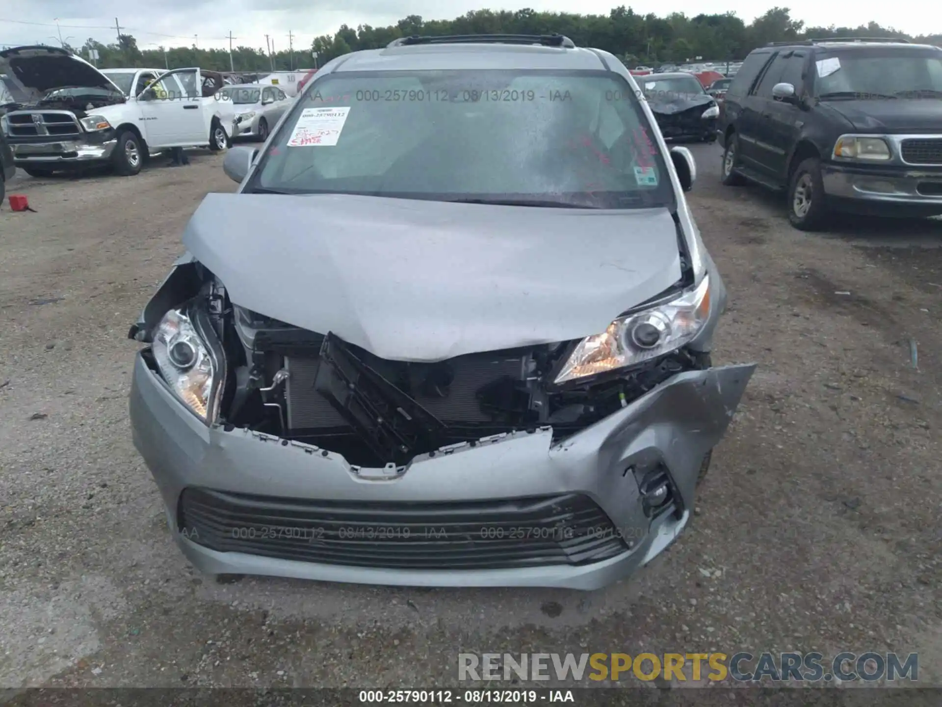 6 Photograph of a damaged car 5TDYZ3DCXKS968914 TOYOTA SIENNA 2019