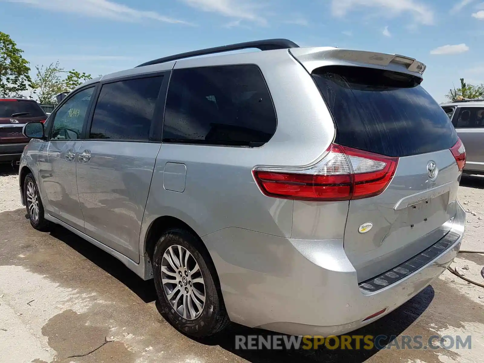 3 Фотография поврежденного автомобиля 5TDYZ3DCXKS972171 TOYOTA SIENNA 2019