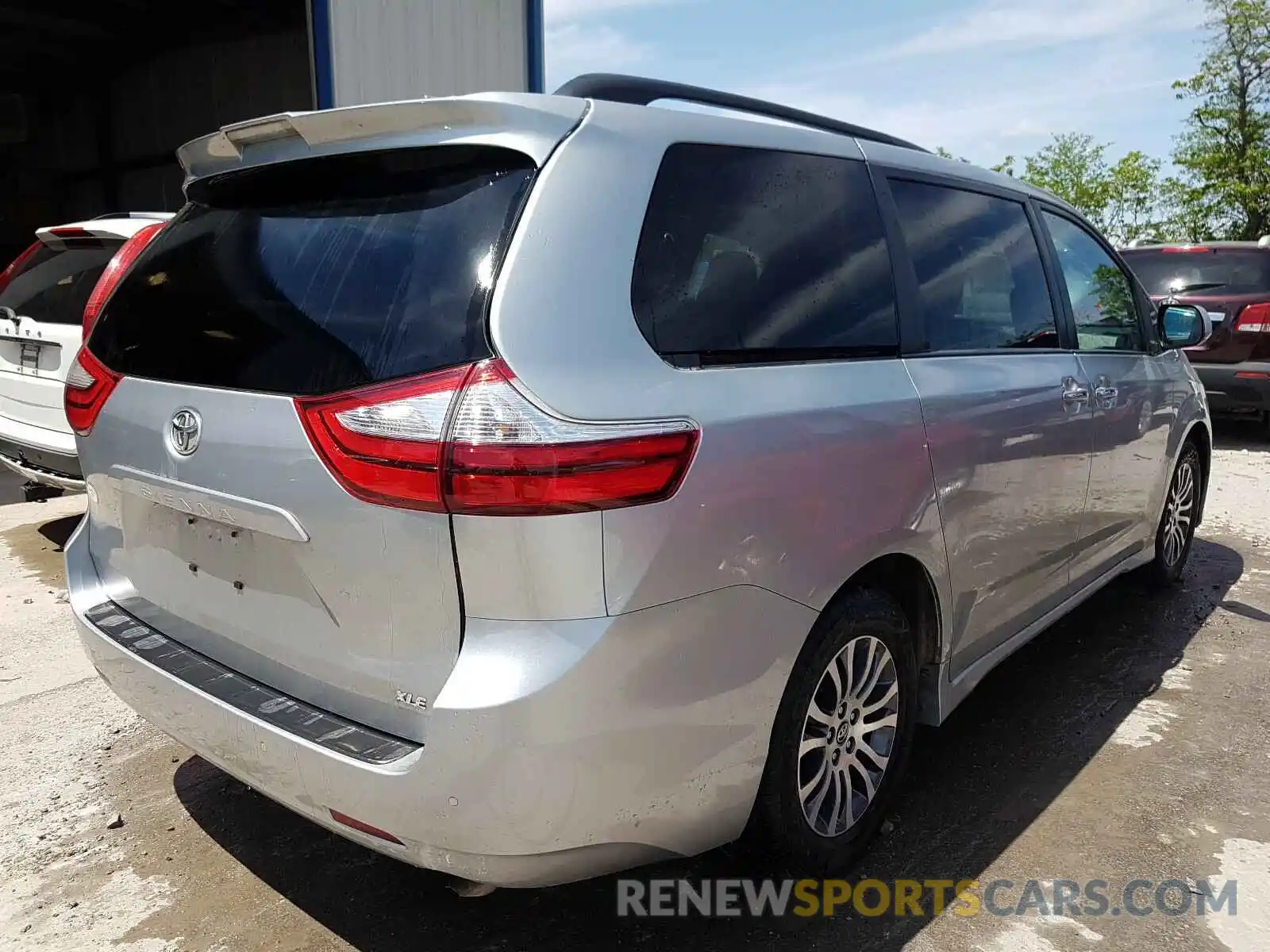 4 Фотография поврежденного автомобиля 5TDYZ3DCXKS972171 TOYOTA SIENNA 2019