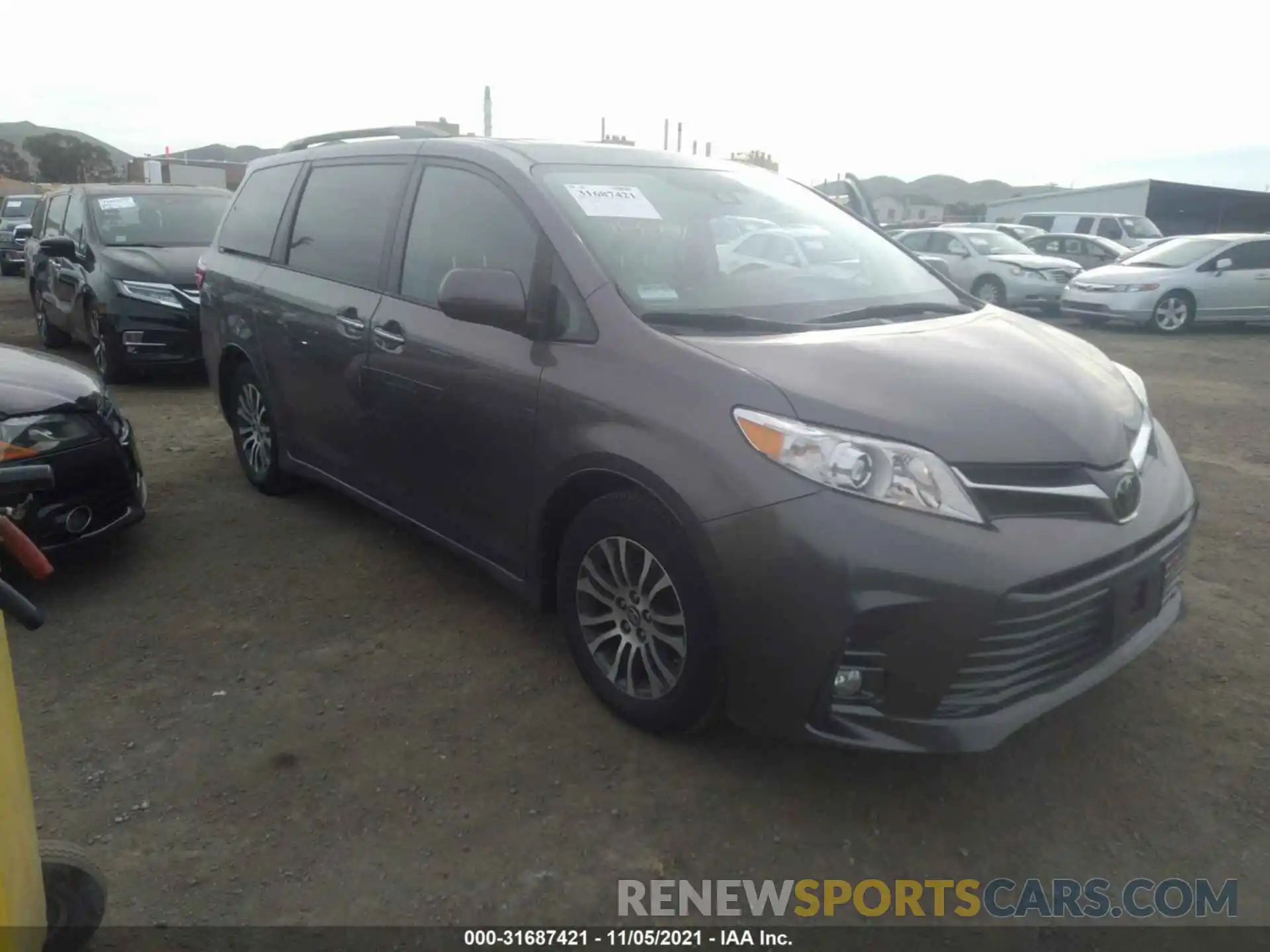 1 Photograph of a damaged car 5TDYZ3DCXKS974972 TOYOTA SIENNA 2019