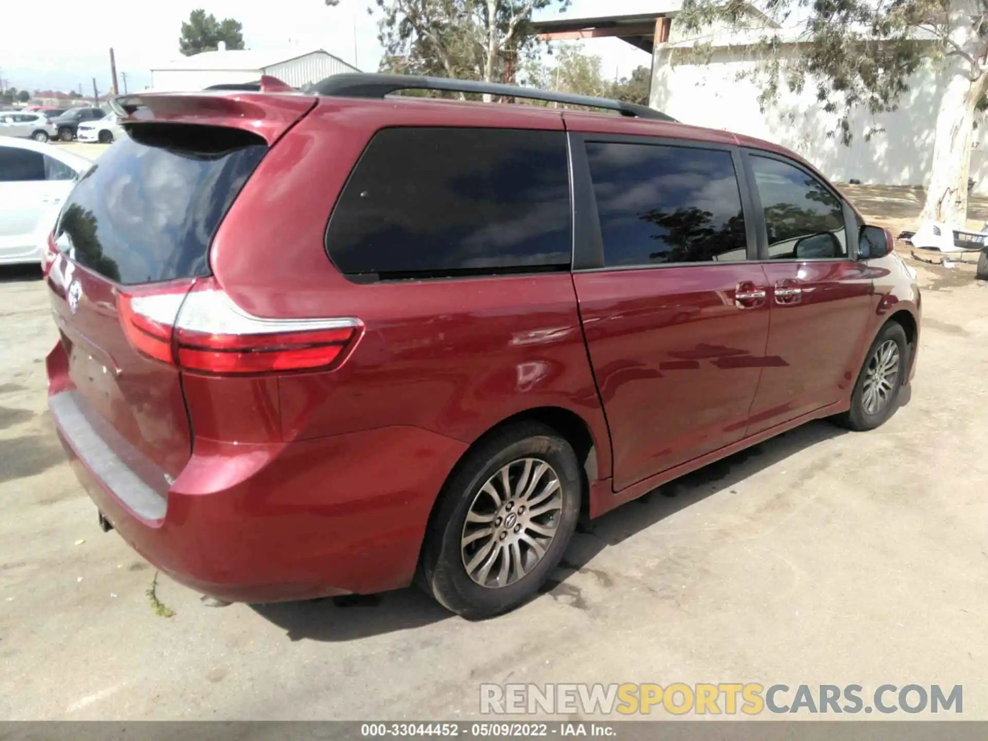 4 Фотография поврежденного автомобиля 5TDYZ3DCXKS977015 TOYOTA SIENNA 2019