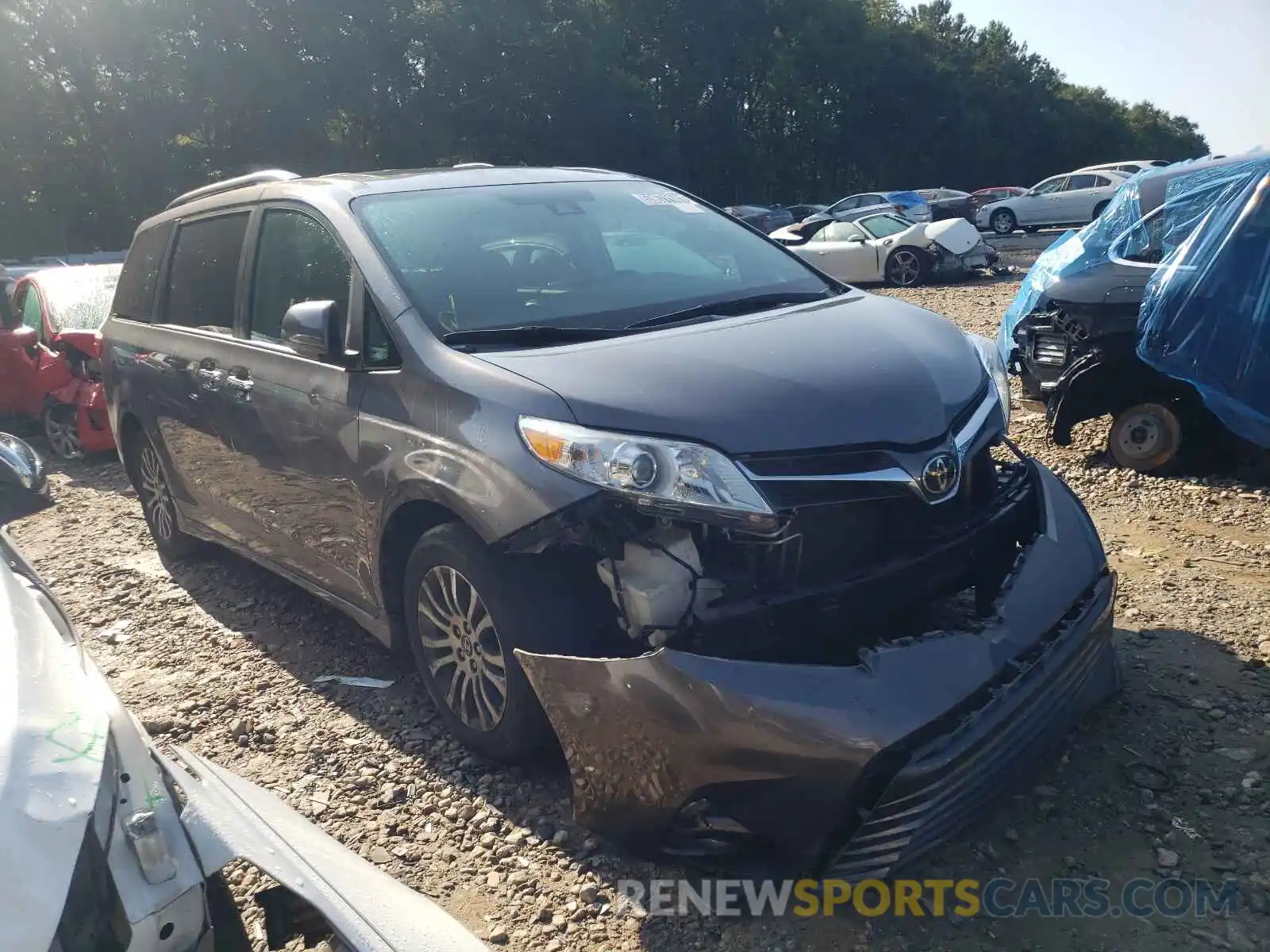 1 Photograph of a damaged car 5TDYZ3DCXKS977838 TOYOTA SIENNA 2019