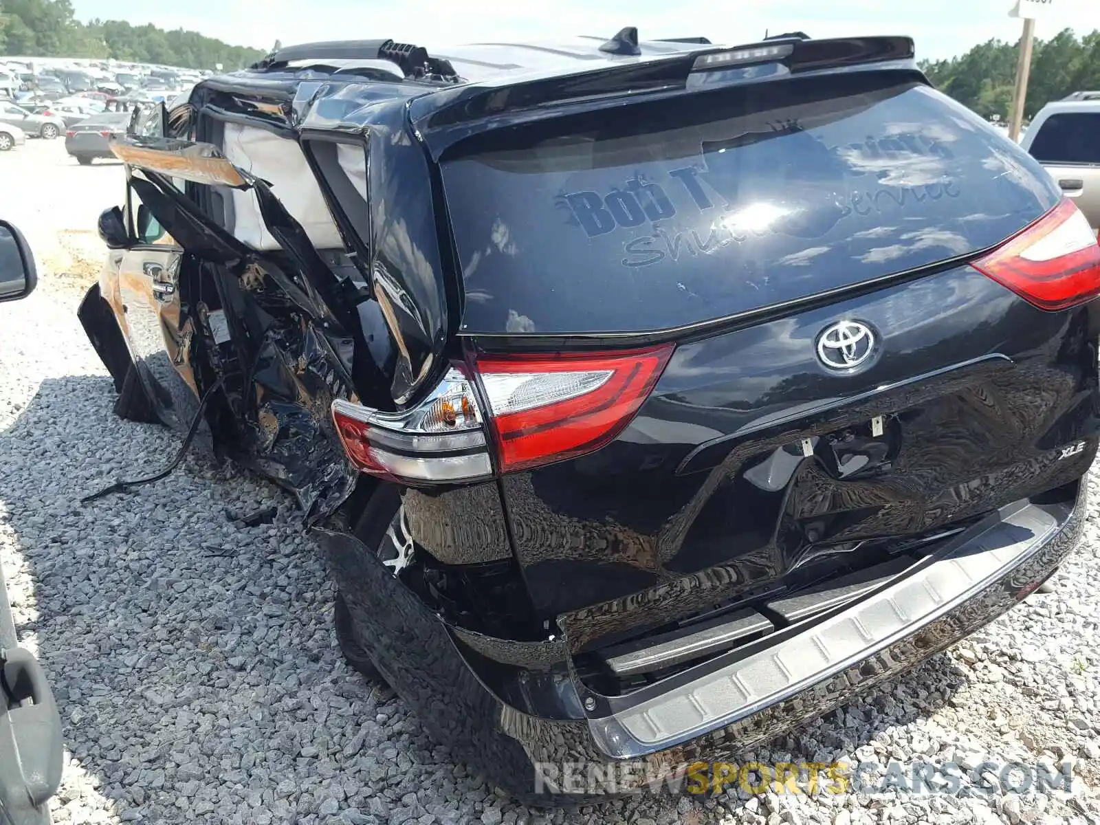 3 Photograph of a damaged car 5TDYZ3DCXKS979461 TOYOTA SIENNA 2019