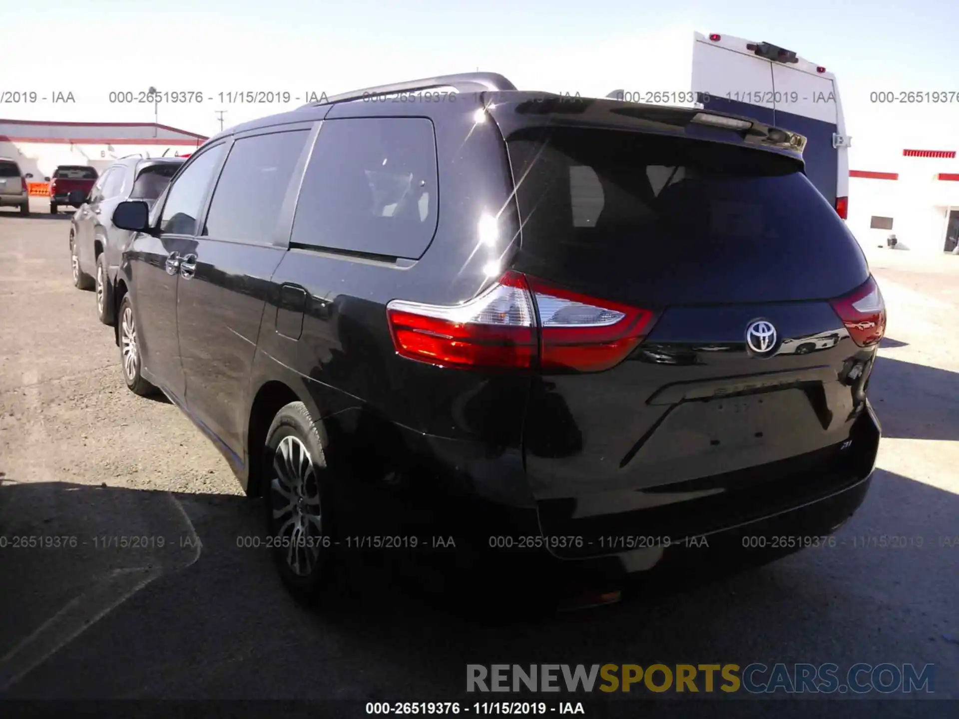 3 Фотография поврежденного автомобиля 5TDYZ3DCXKS980125 TOYOTA SIENNA 2019