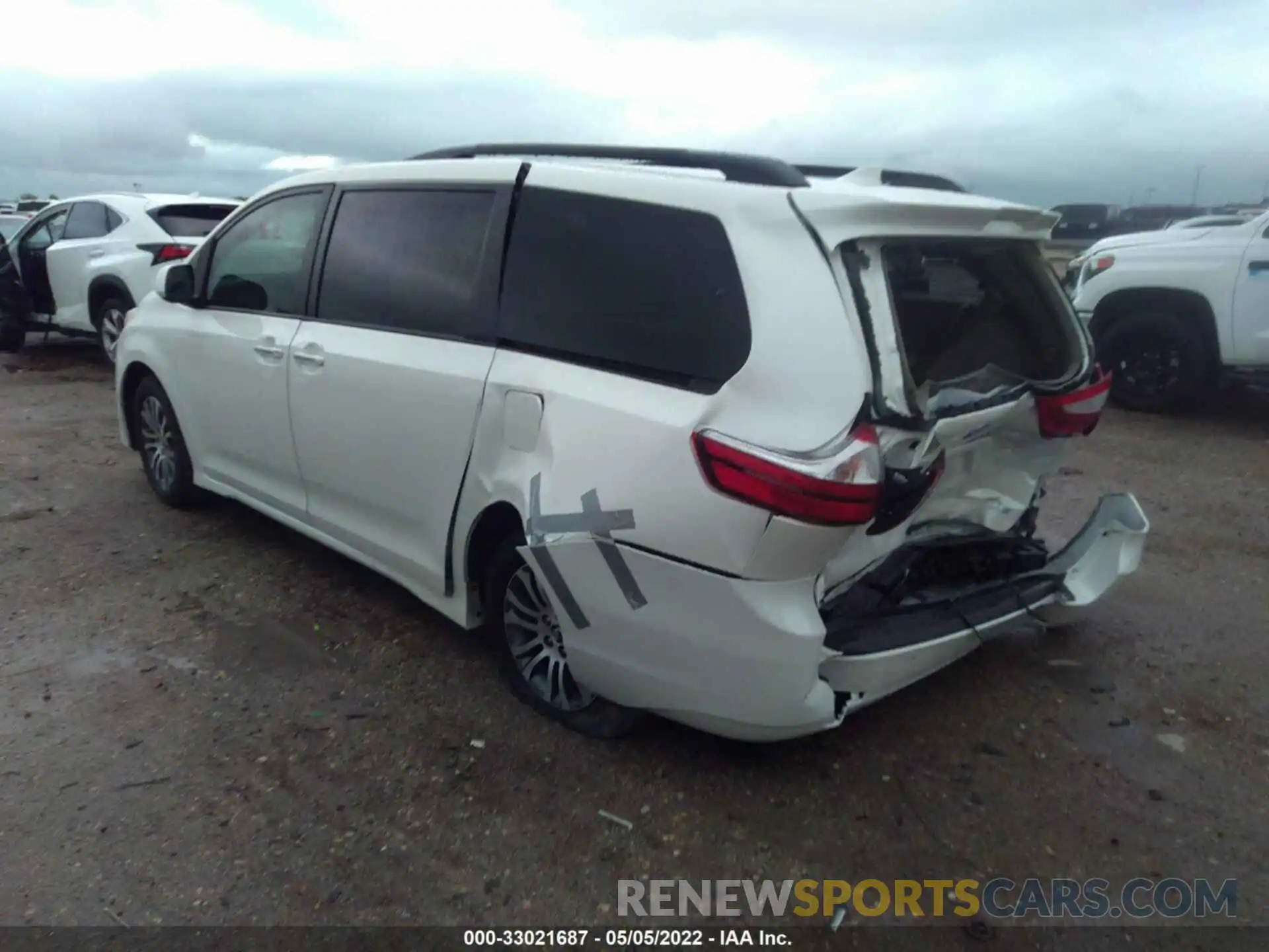 3 Фотография поврежденного автомобиля 5TDYZ3DCXKS981775 TOYOTA SIENNA 2019