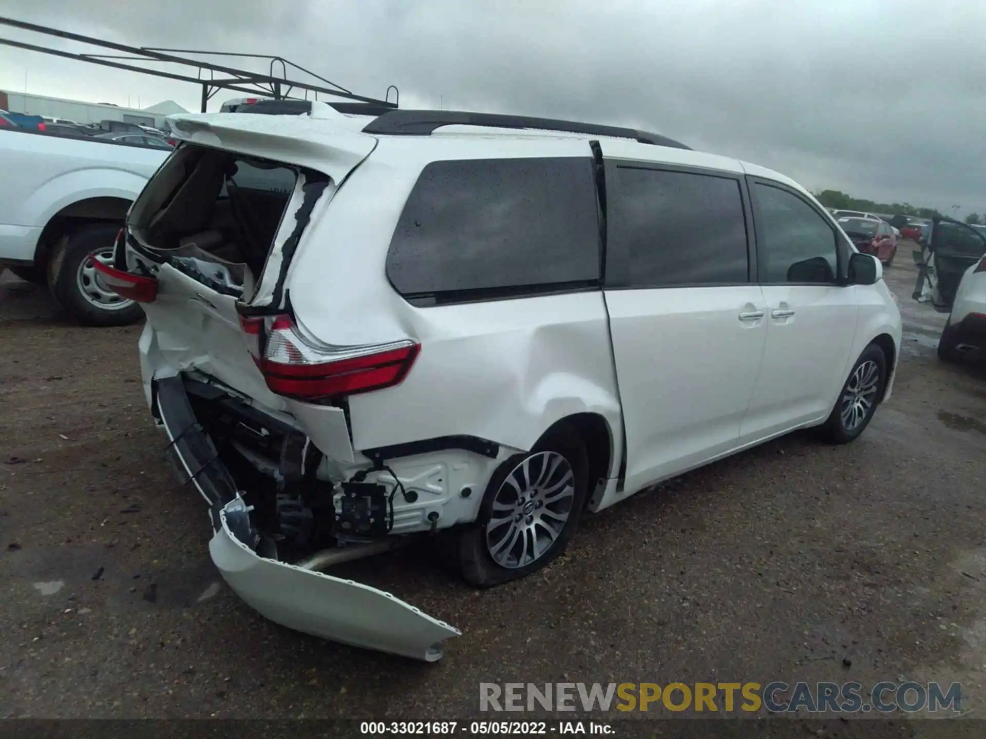 4 Фотография поврежденного автомобиля 5TDYZ3DCXKS981775 TOYOTA SIENNA 2019